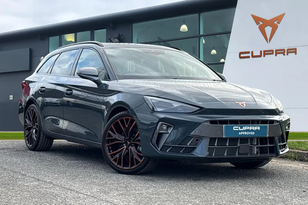 CUPRA Leon video thumbnail