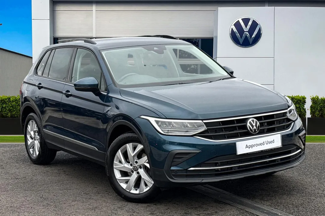 Volkswagen Tiguan video thumbnail