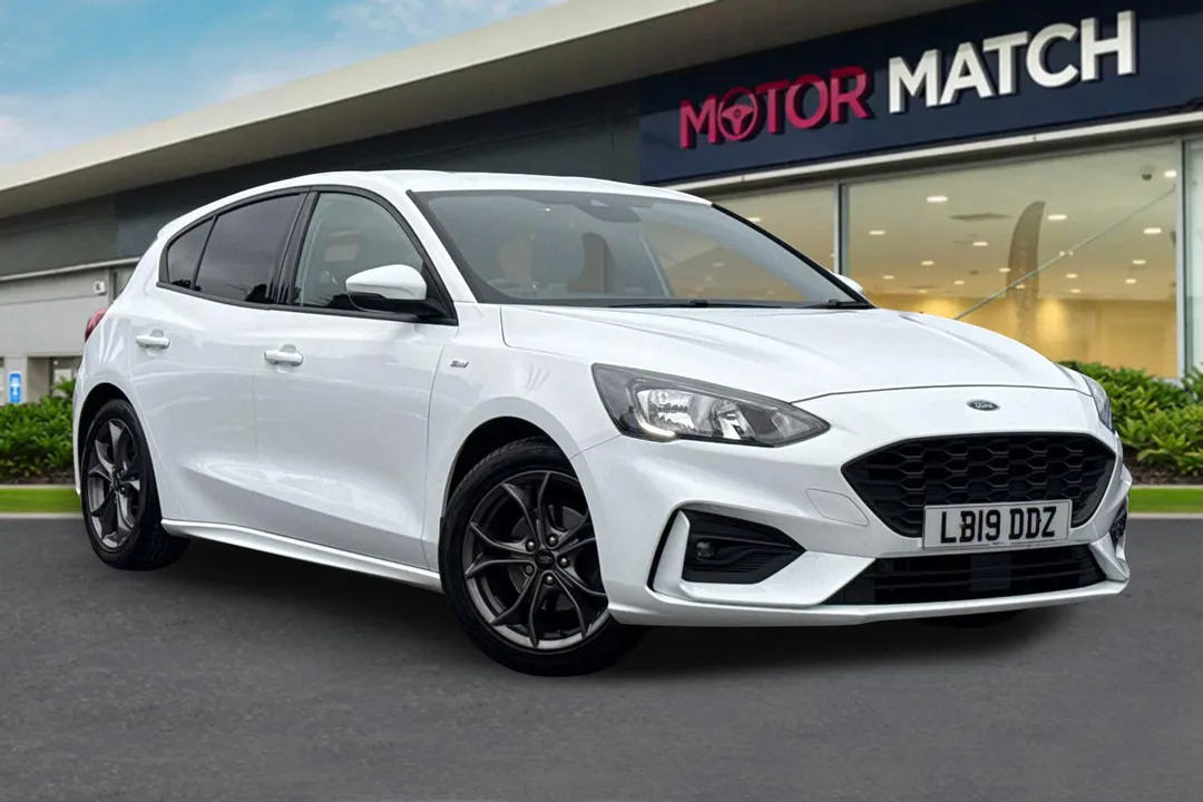 Ford Focus video thumbnail