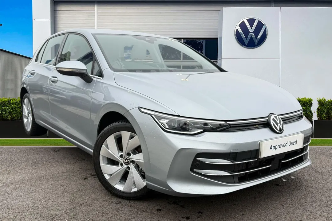 Volkswagen Golf video thumbnail