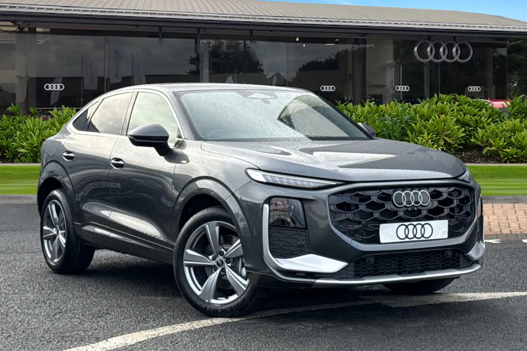 Audi Q3 video thumbnail