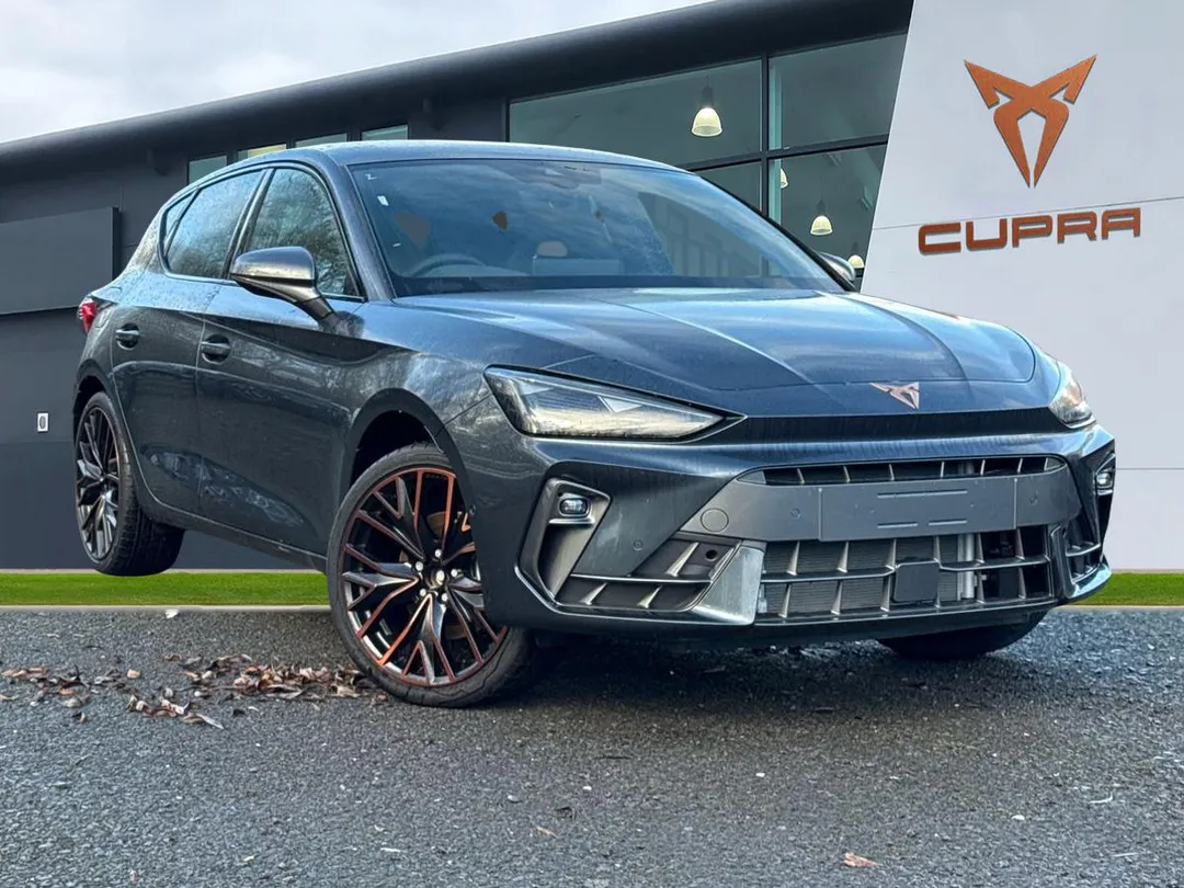 CUPRA Leon video thumbnail