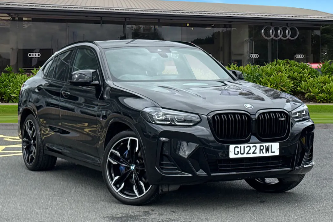 BMW X4 video thumbnail