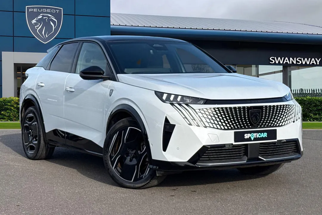 PEUGEOT E-3008 video thumbnail