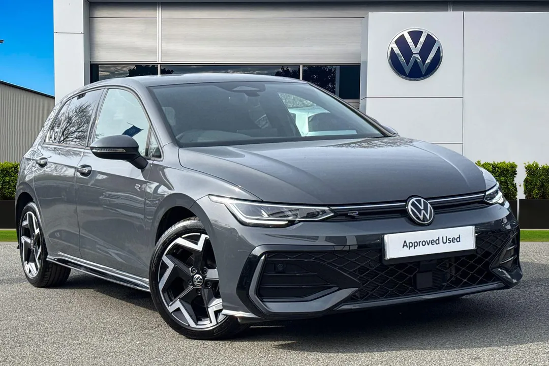 Volkswagen Golf video thumbnail