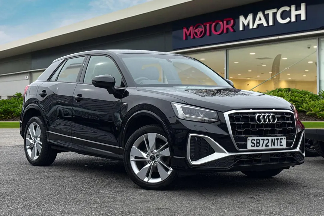 Audi Q2 video thumbnail