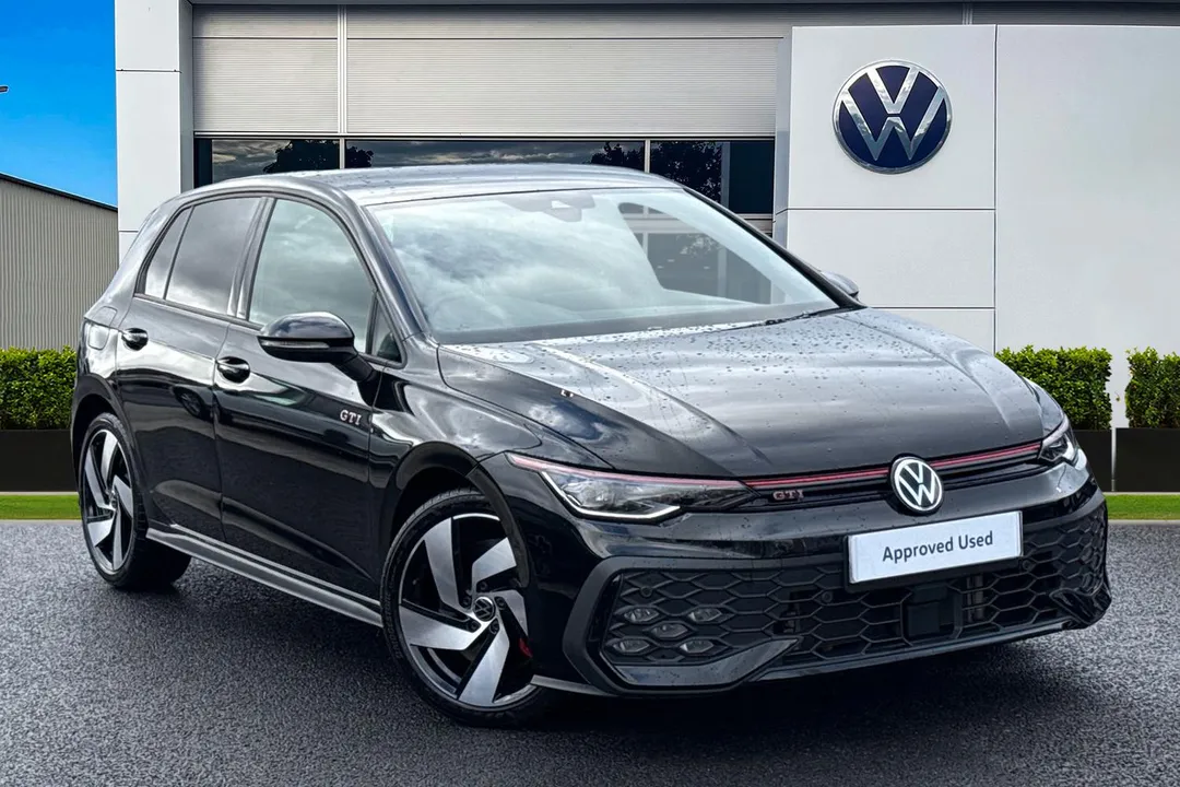 Volkswagen Golf video thumbnail