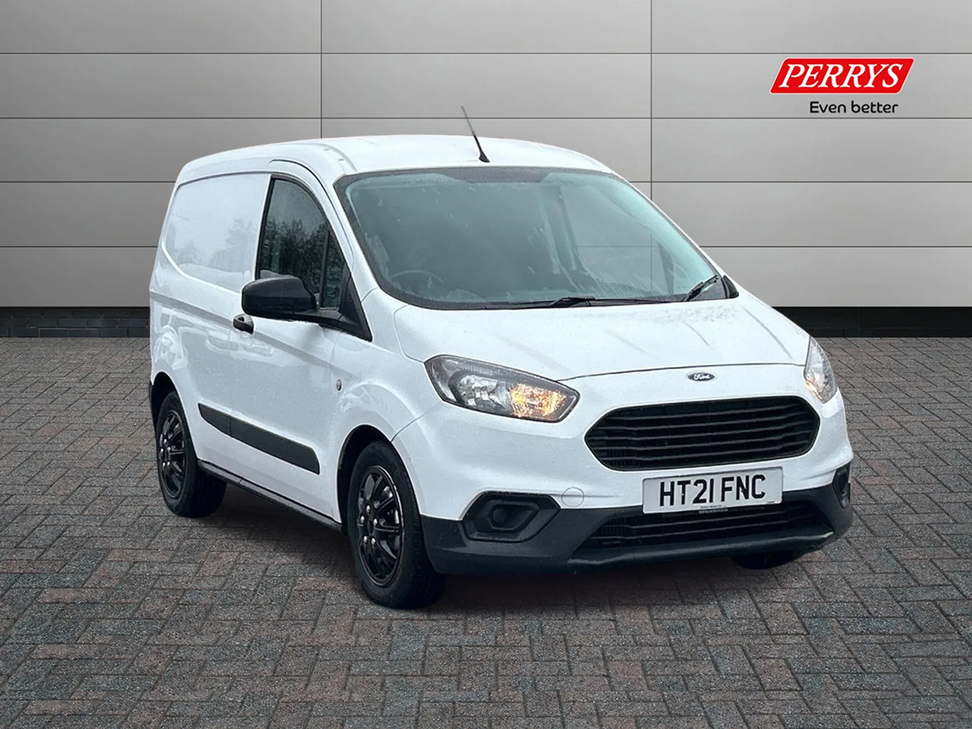 FORD TRANSIT COURIER