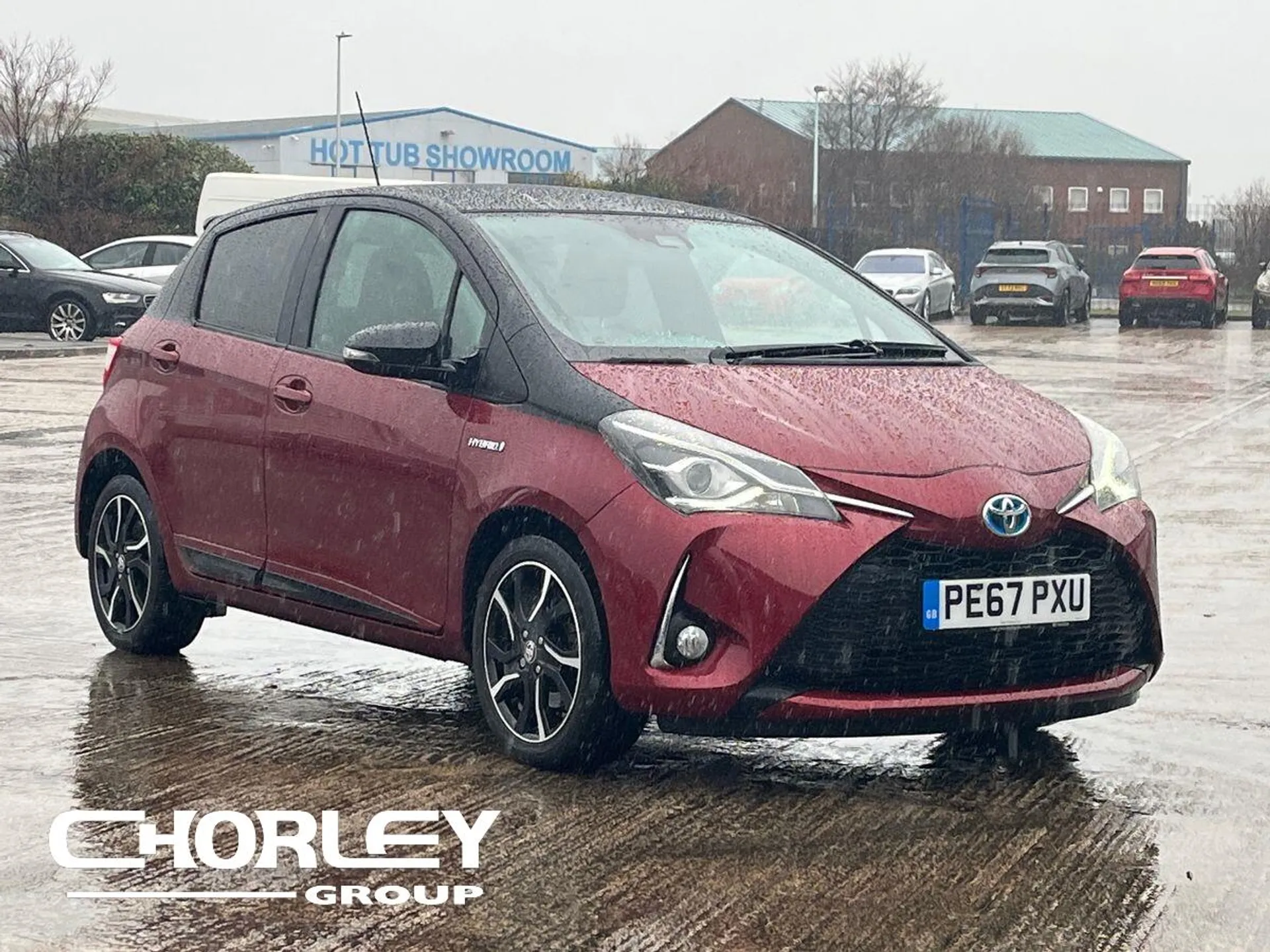 2017 Toyota Yaris — photo 1 of 5