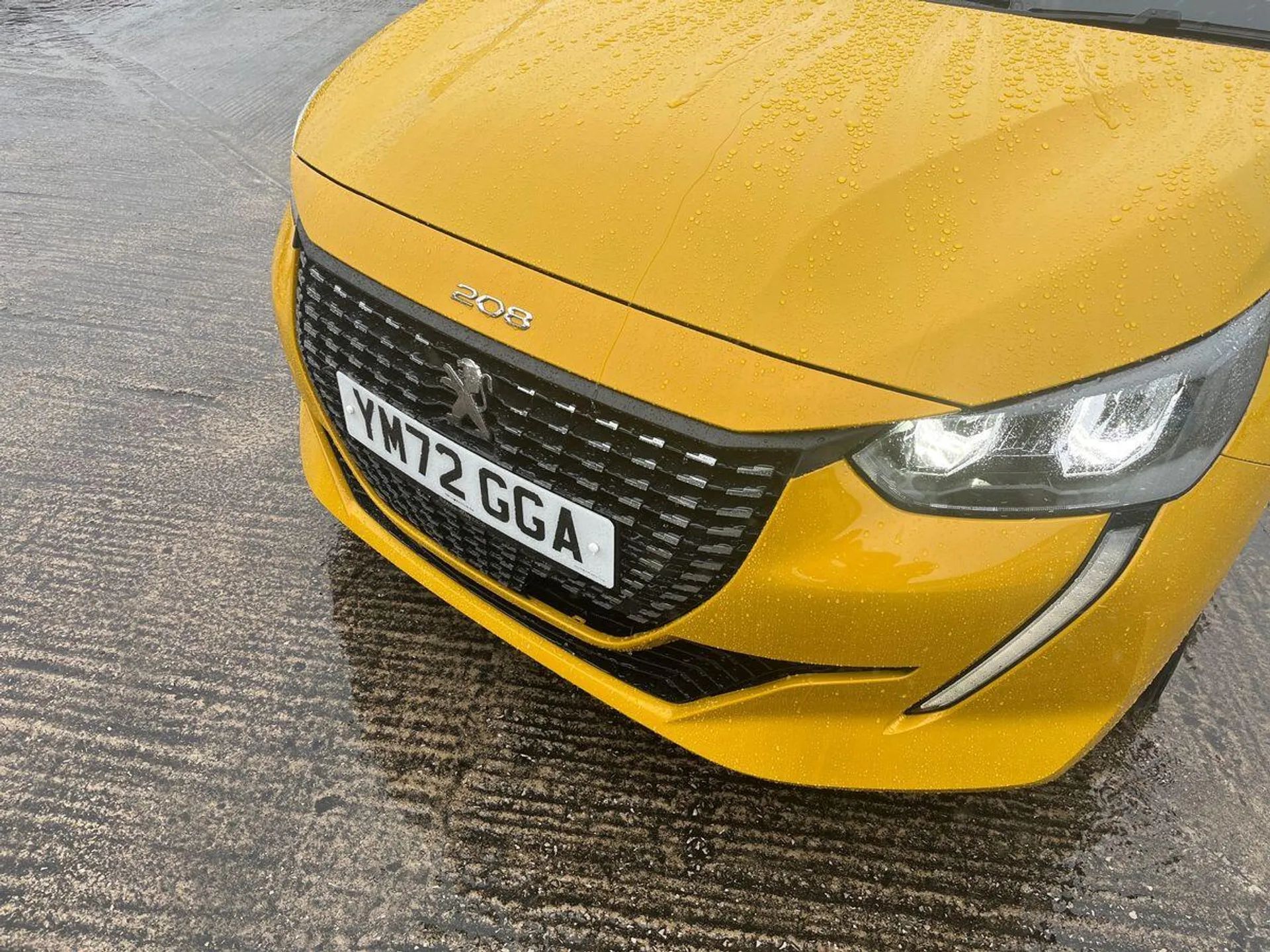 2023 Peugeot 208 thumbnail 23