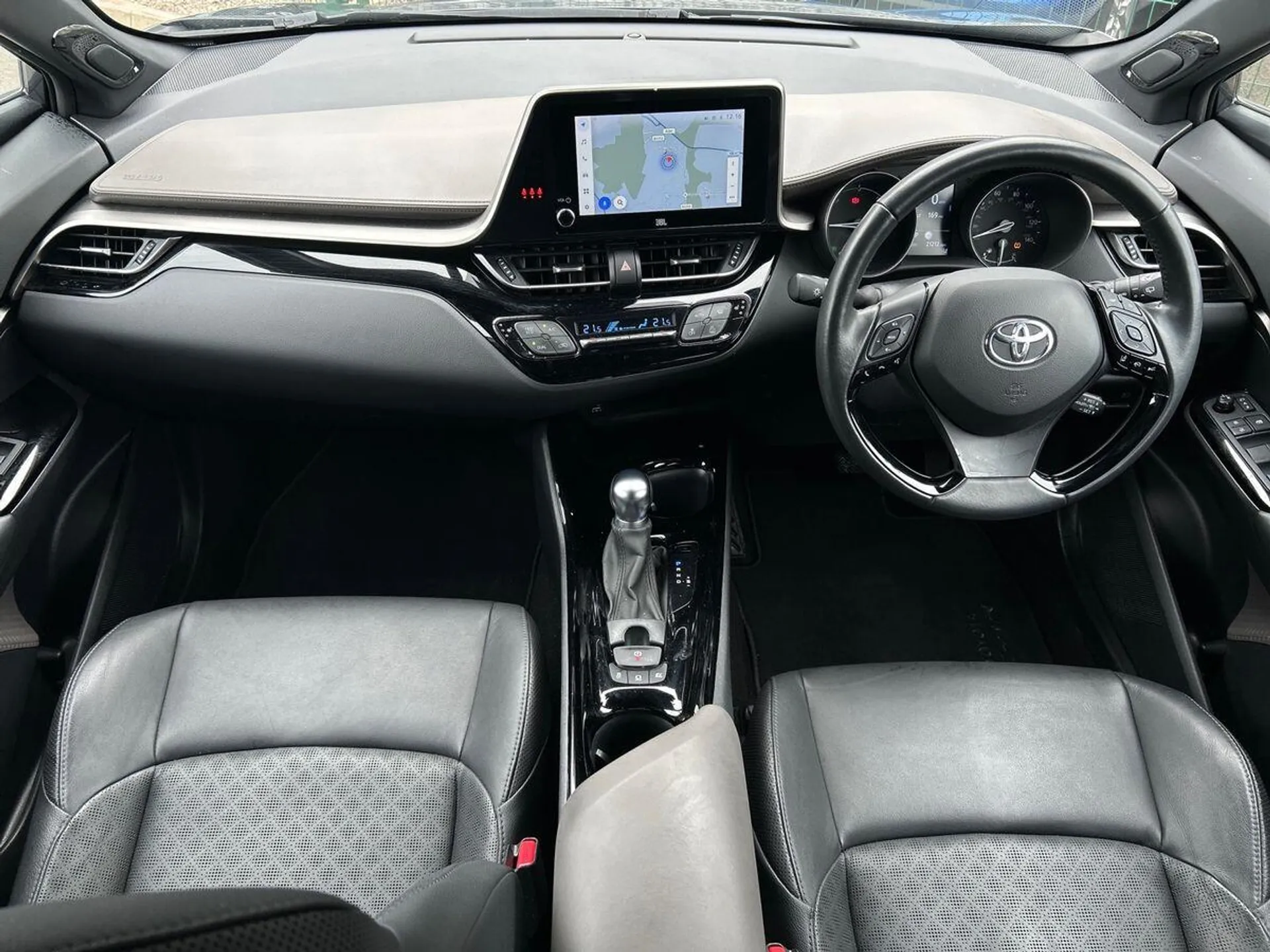 2022 Toyota C-HR thumbnail 7