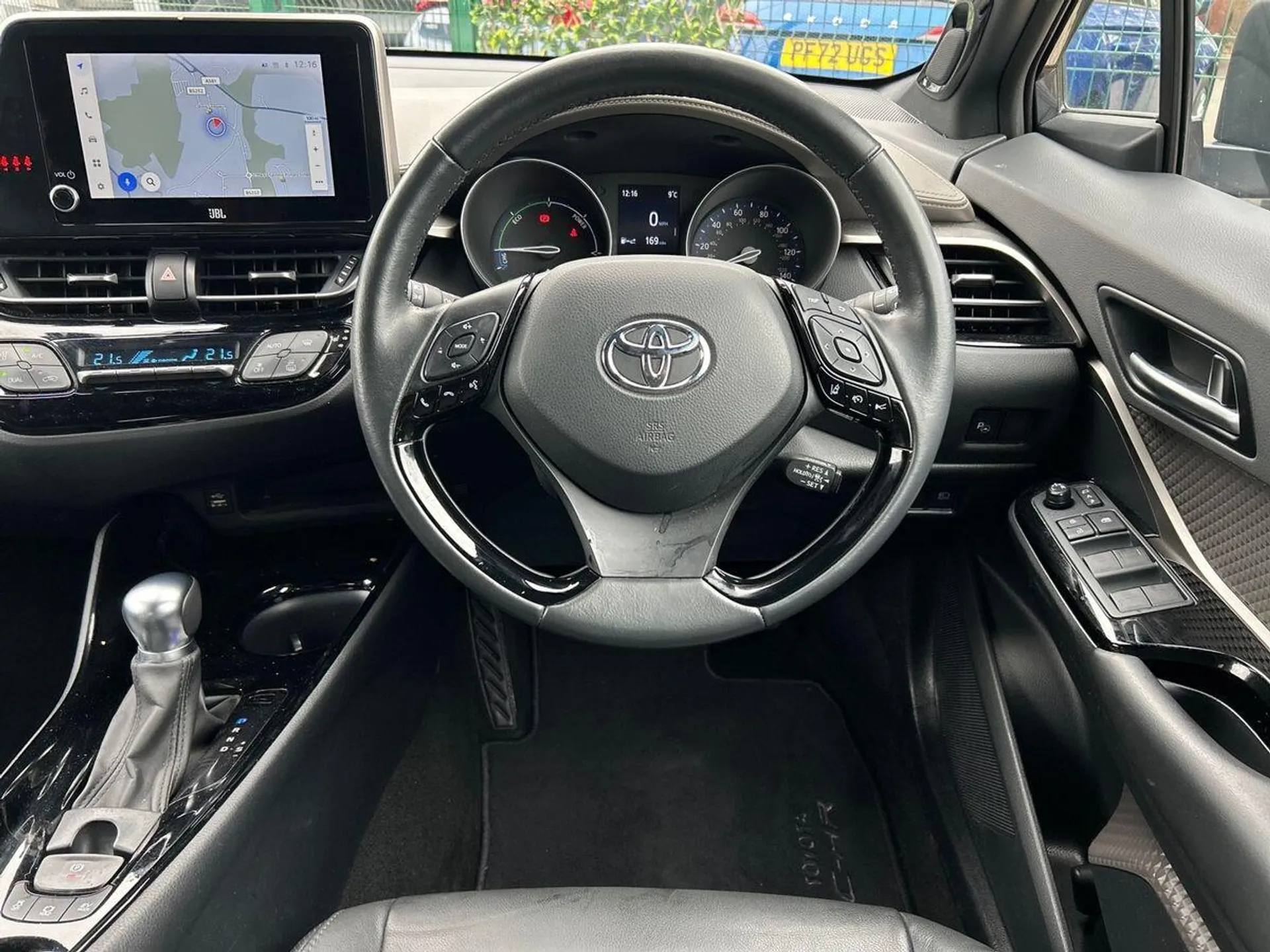 2022 Toyota C-HR thumbnail 20