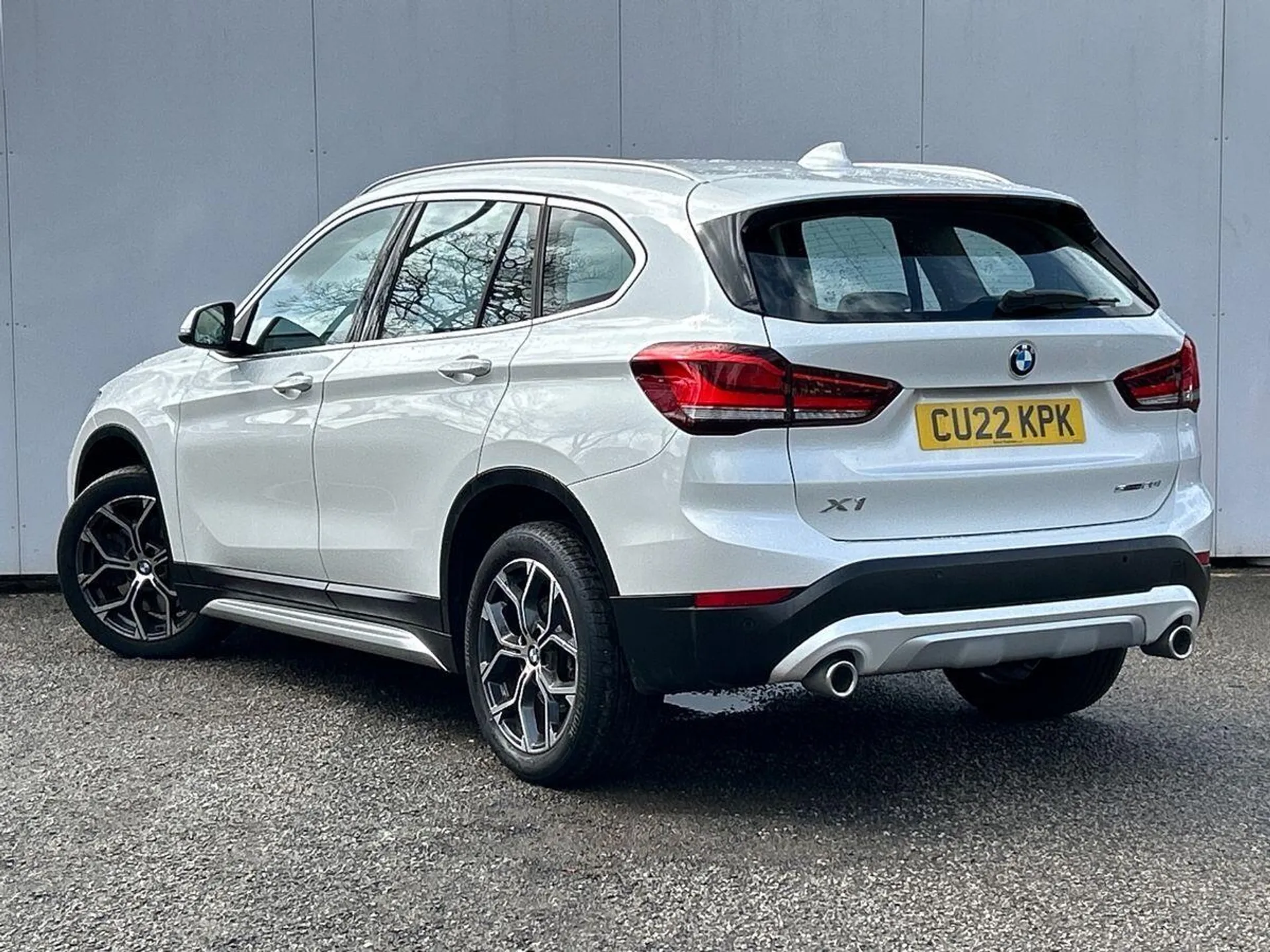 2022 BMW X1 thumbnail 3