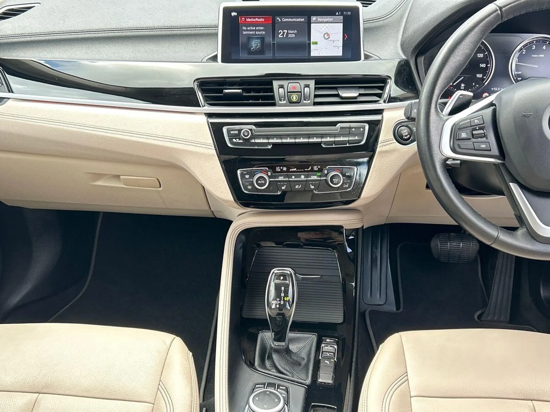 2022 BMW X1 thumbnail 9