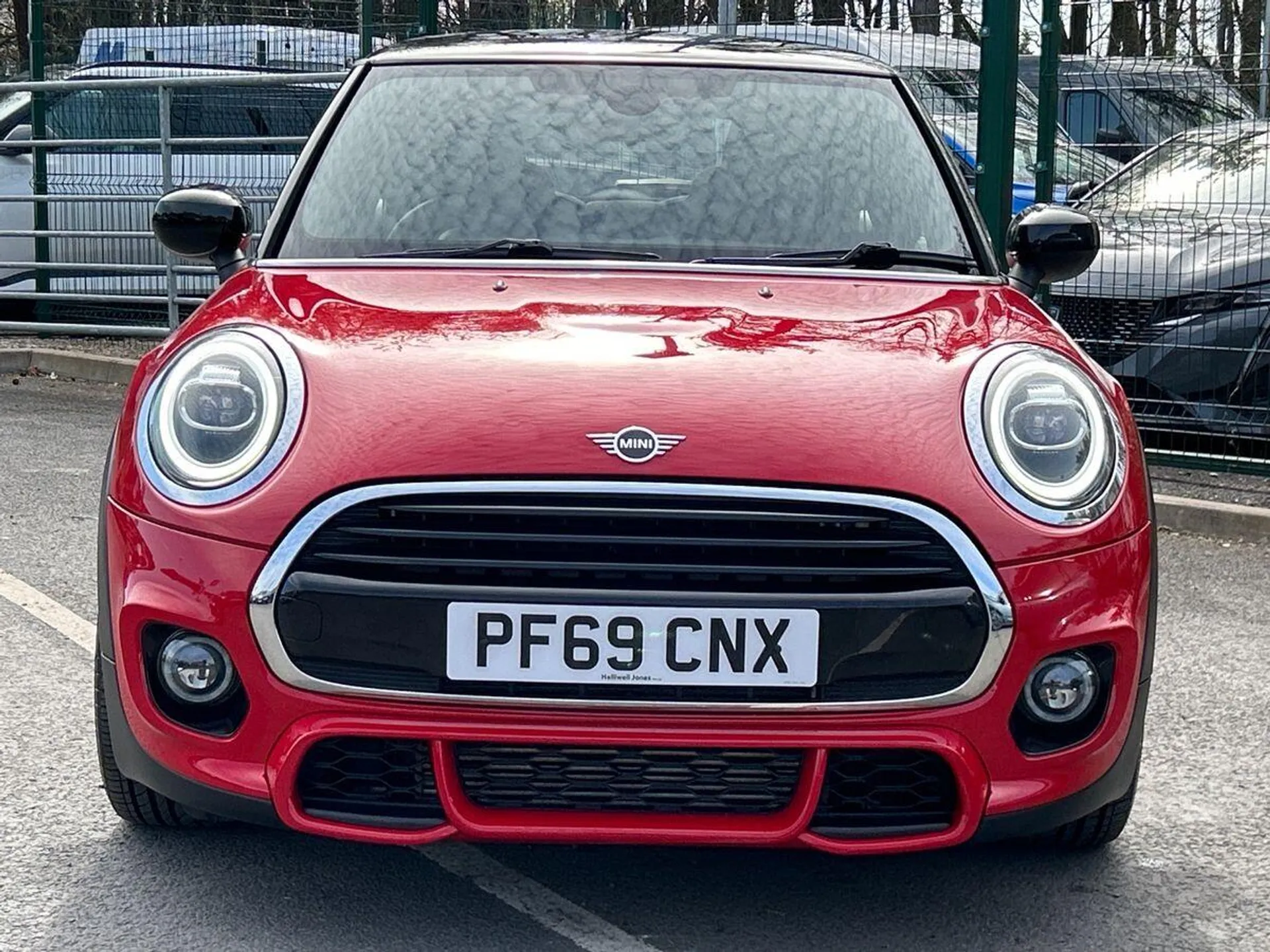 2019 Mini Hatch thumbnail 4