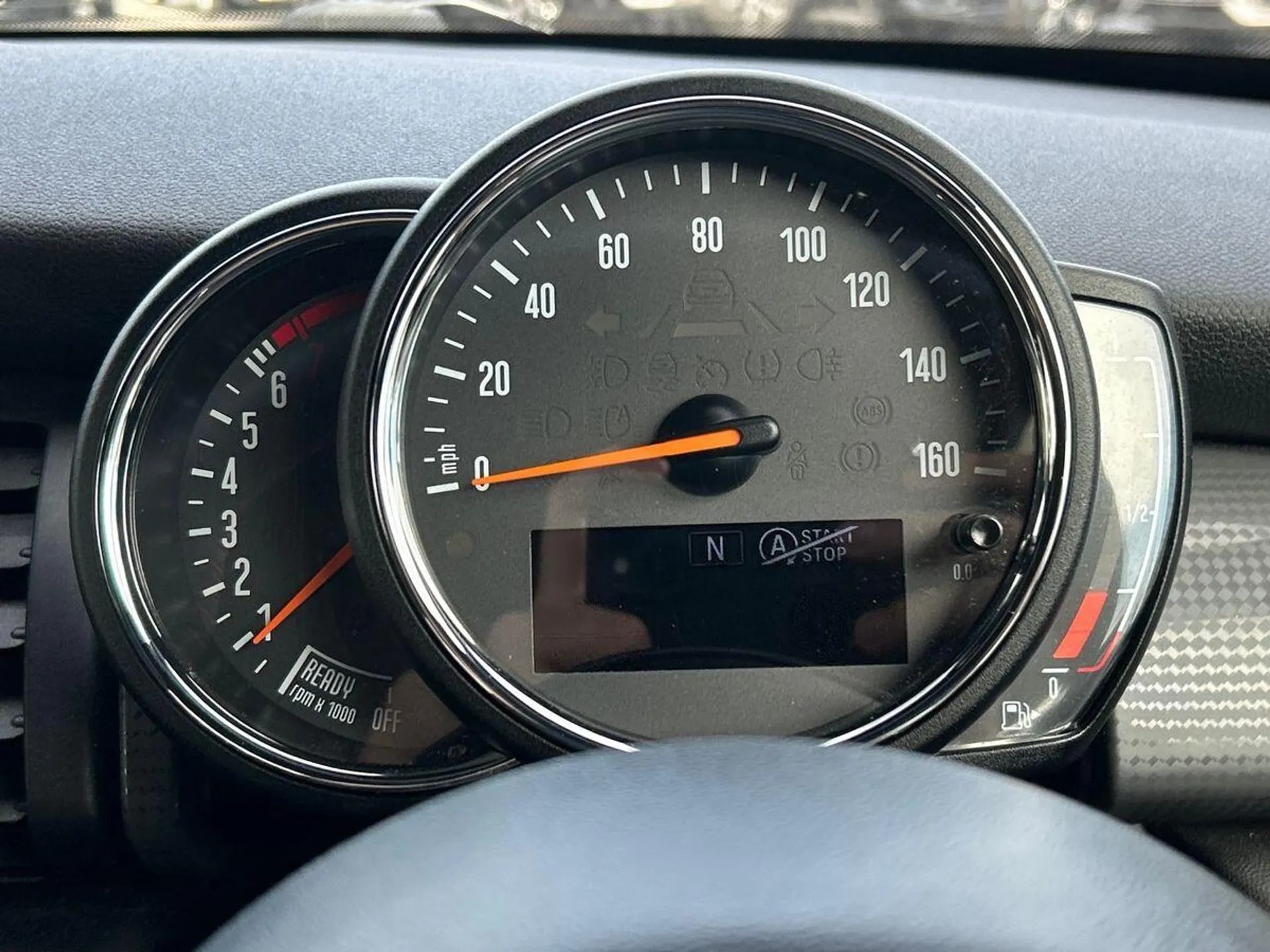 2019 Mini Hatch thumbnail 15