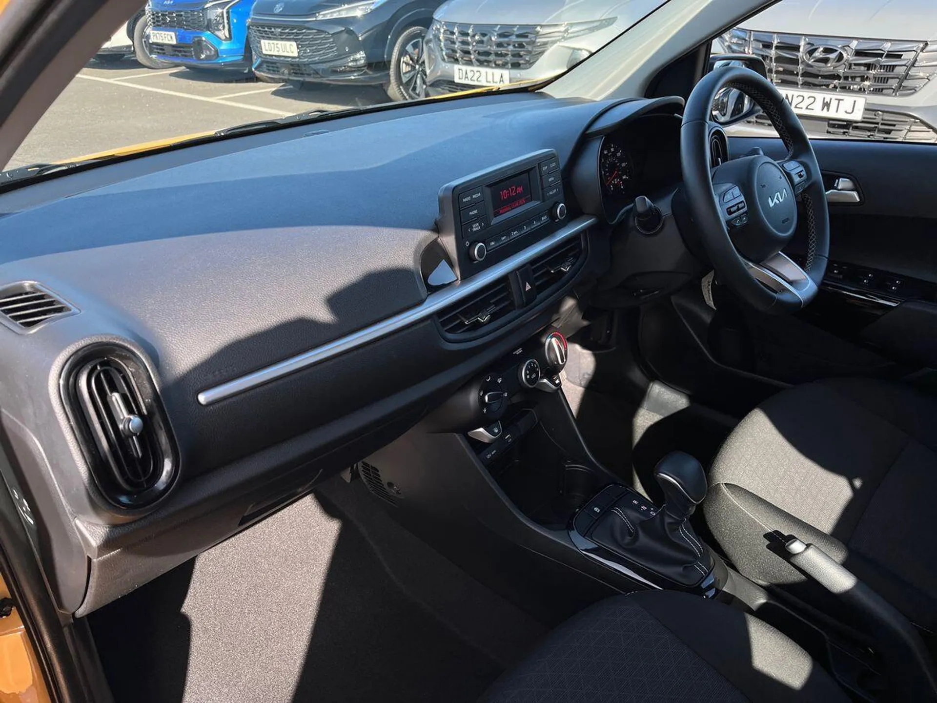 2023 KIA Picanto thumbnail 2
