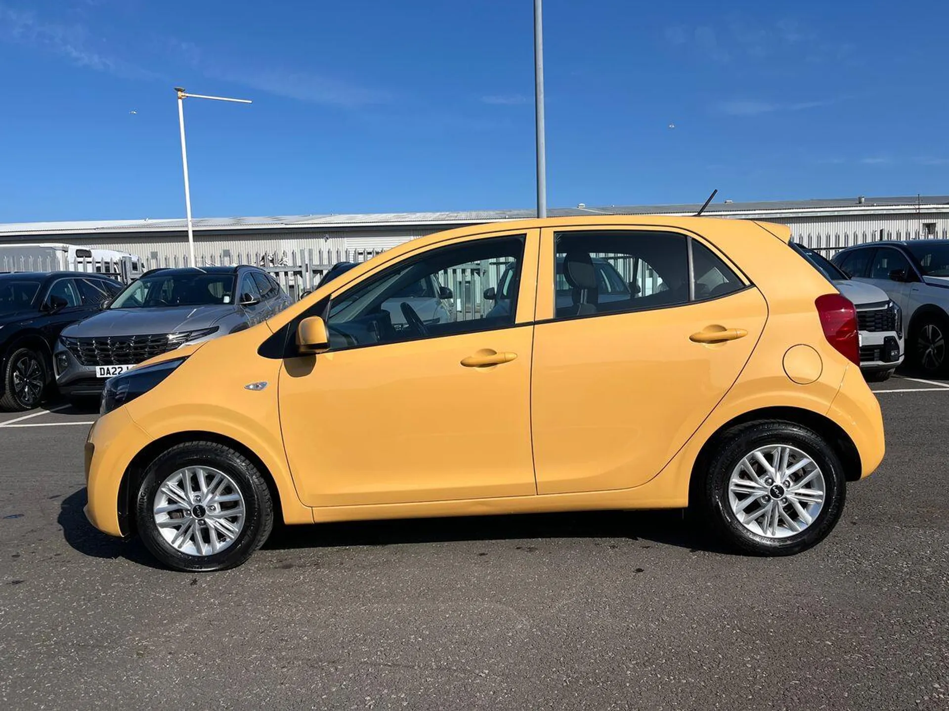 2023 KIA Picanto thumbnail 6