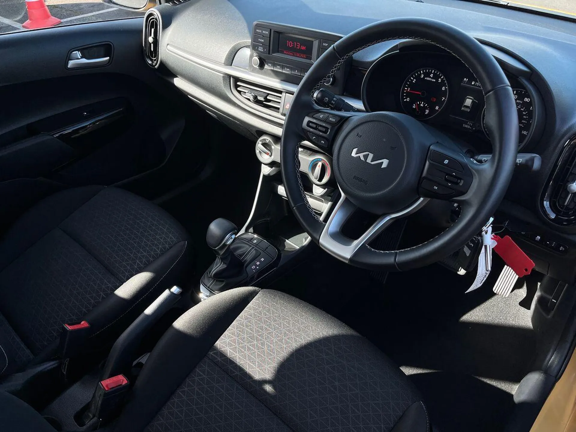 2023 KIA Picanto thumbnail 14