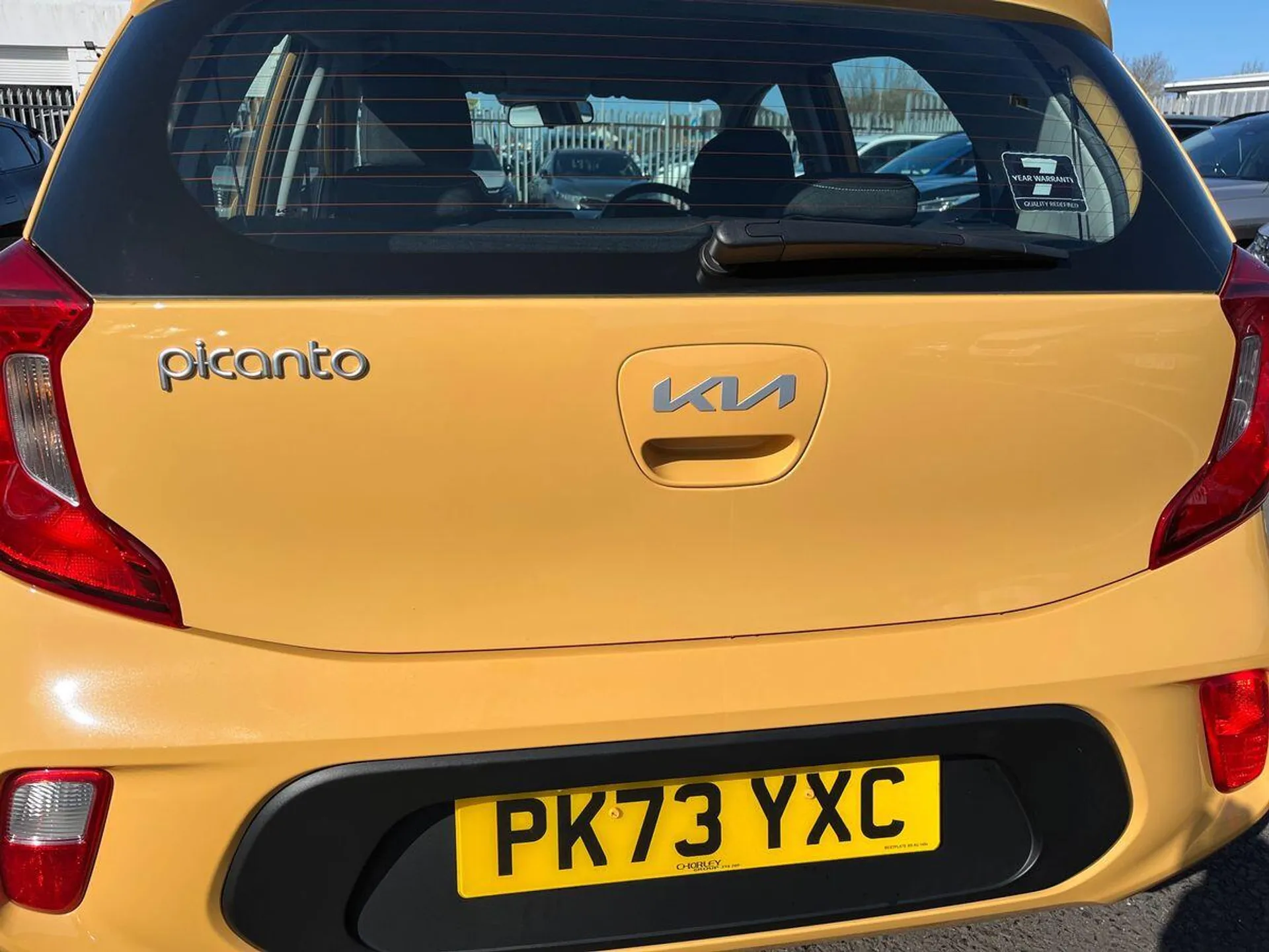 2023 KIA Picanto thumbnail 24