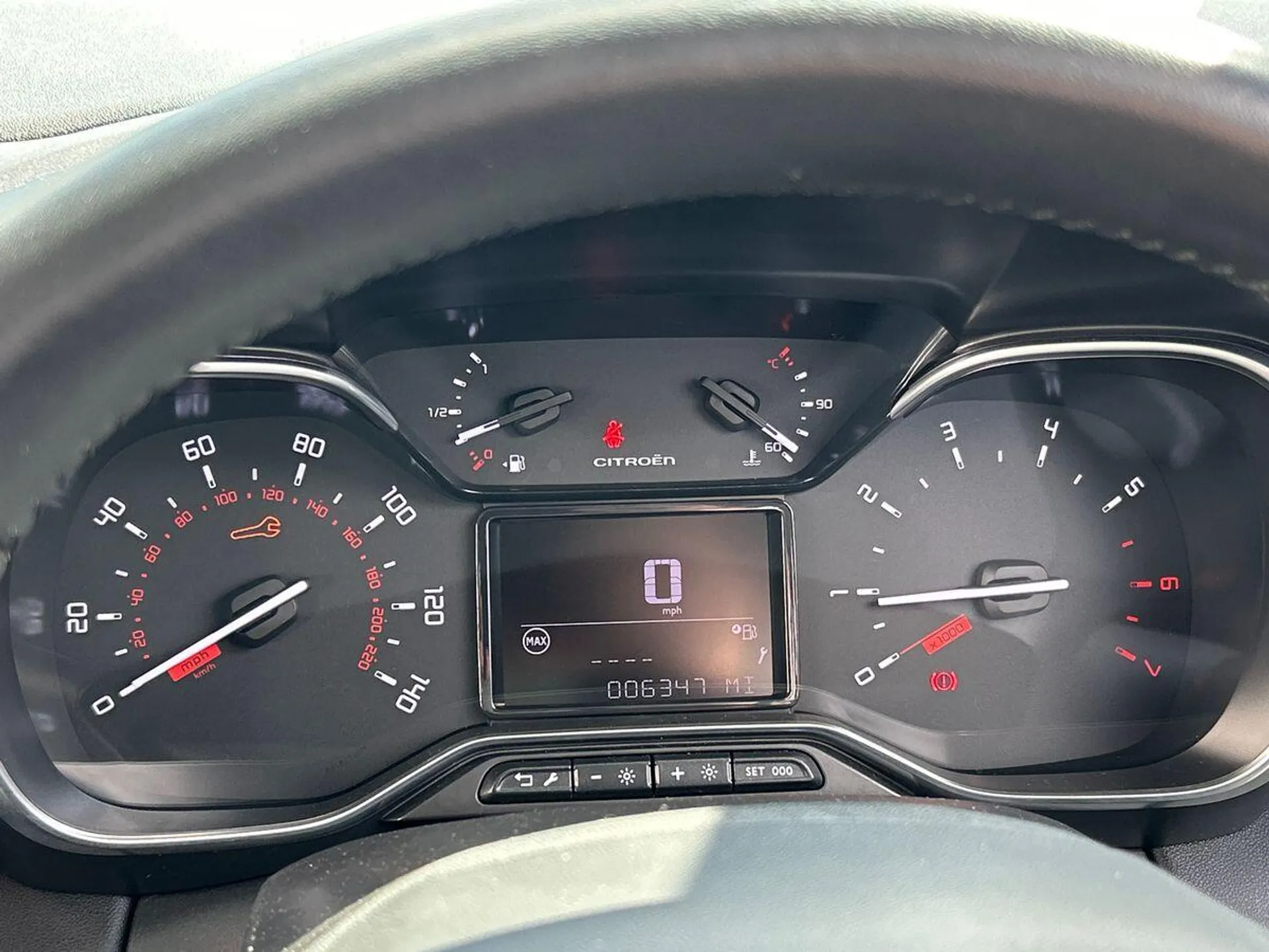 2023 Citroen C3 Aircross thumbnail 15