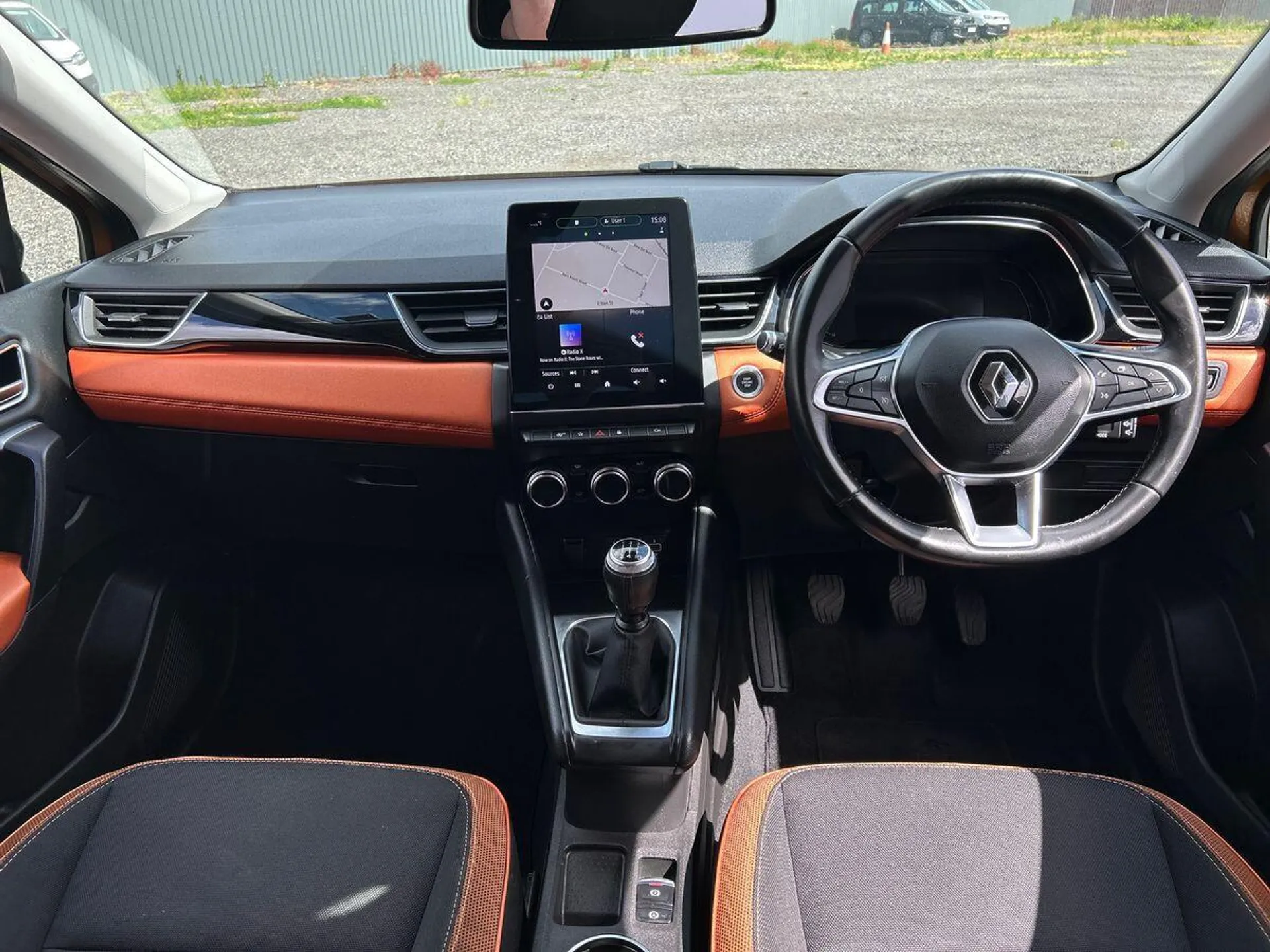 2020 Renault Captur thumbnail 7