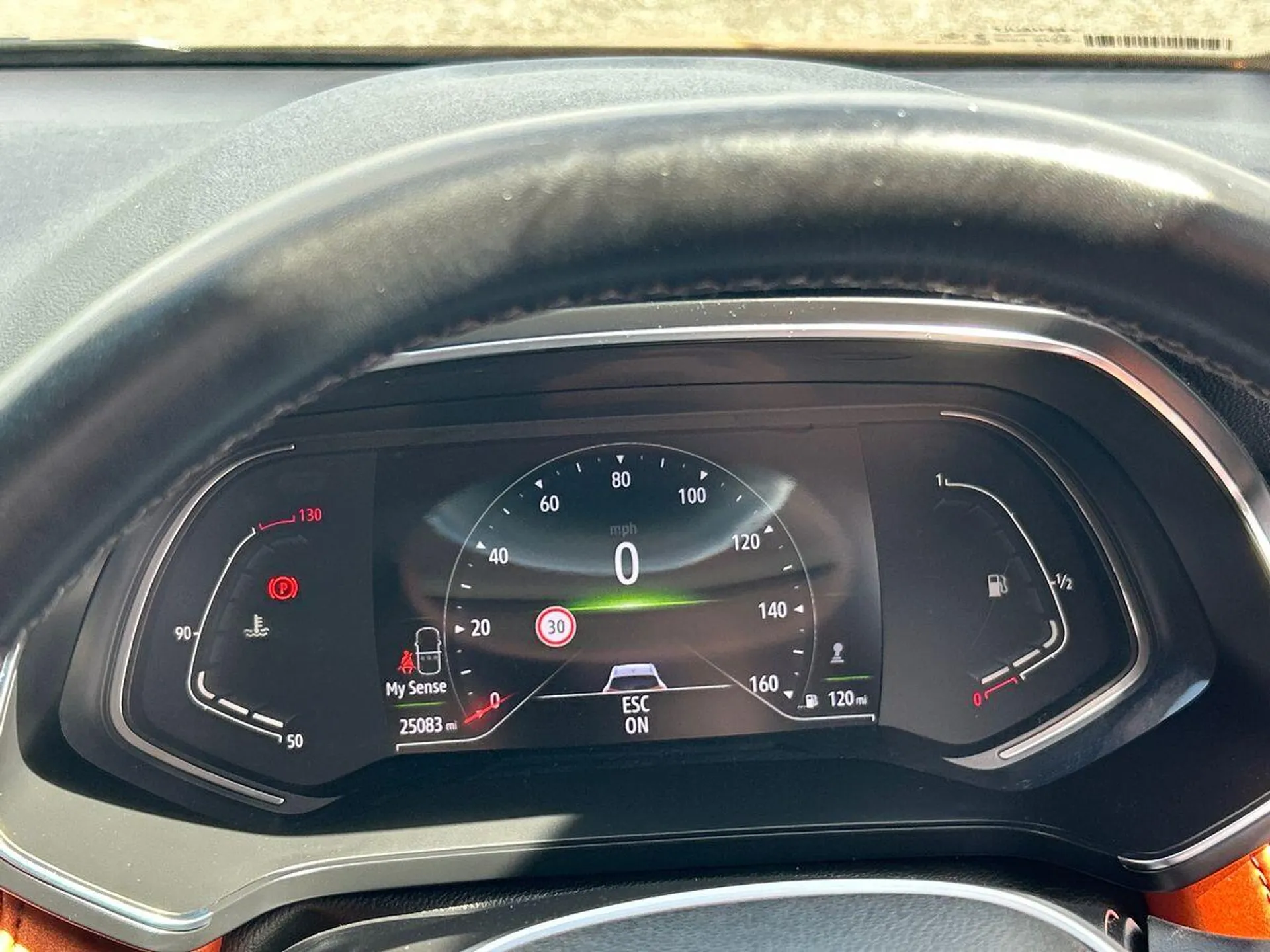 2020 Renault Captur thumbnail 15
