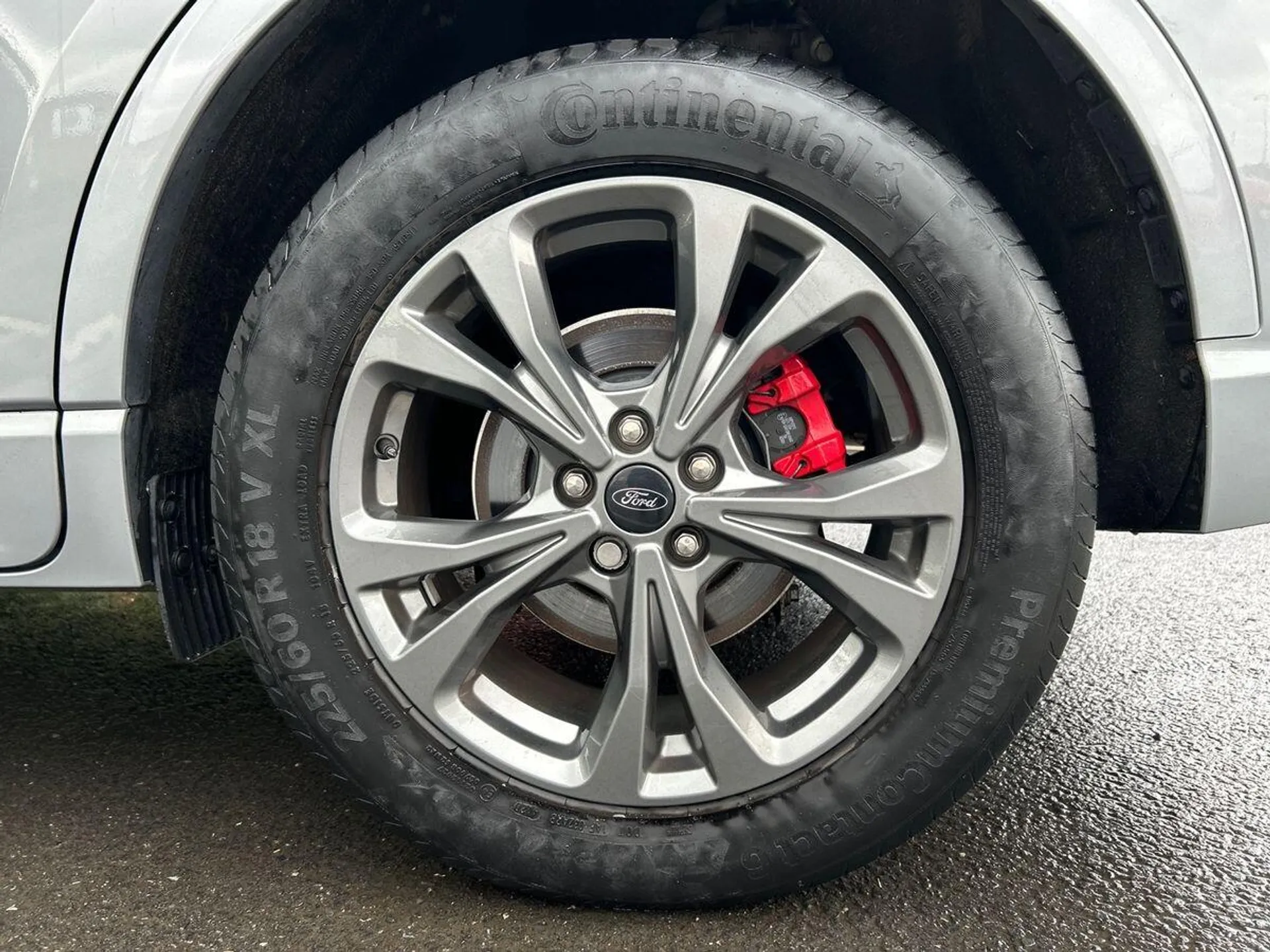2021 Ford Kuga thumbnail 11