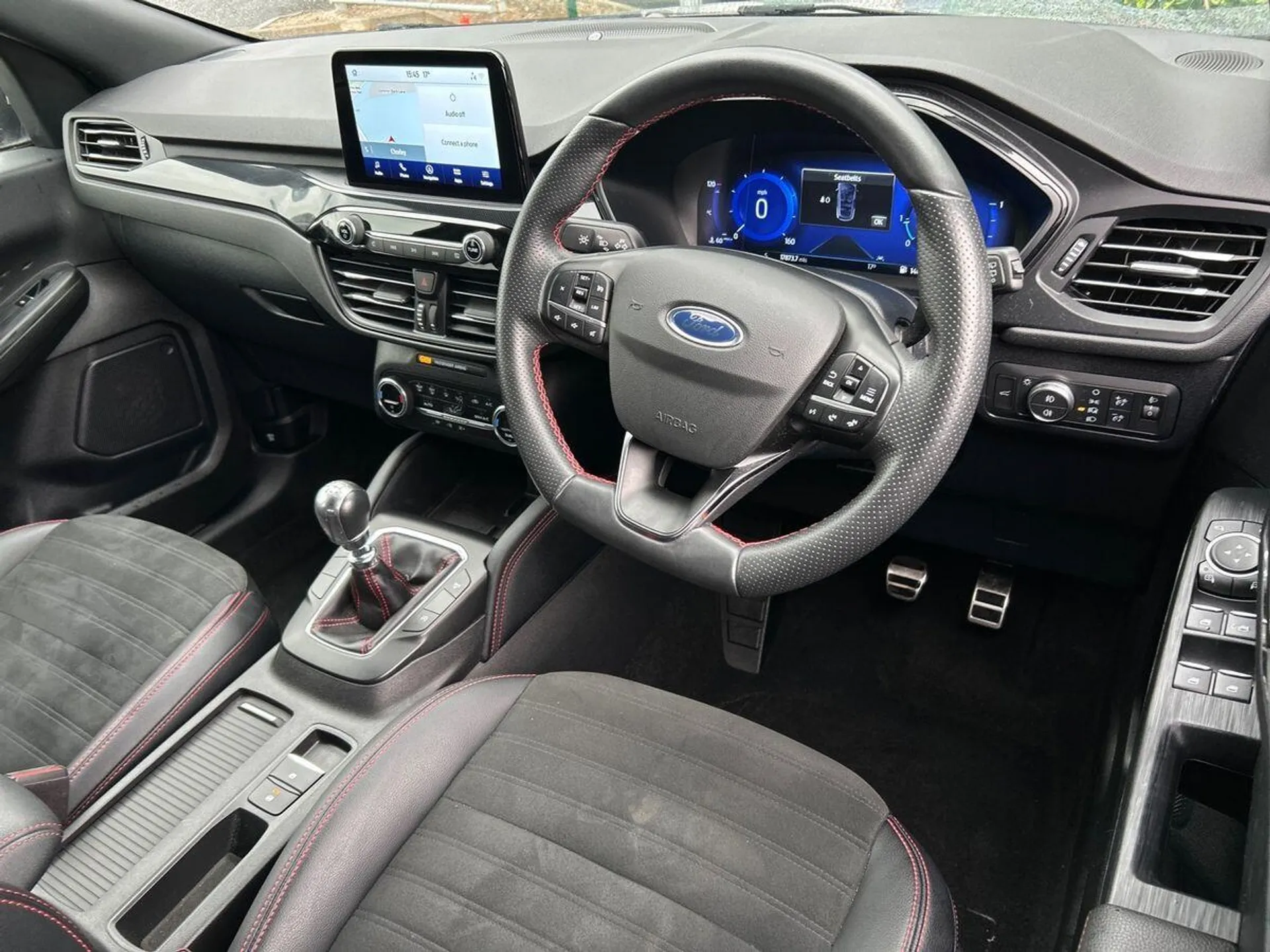 2021 Ford Kuga thumbnail 14