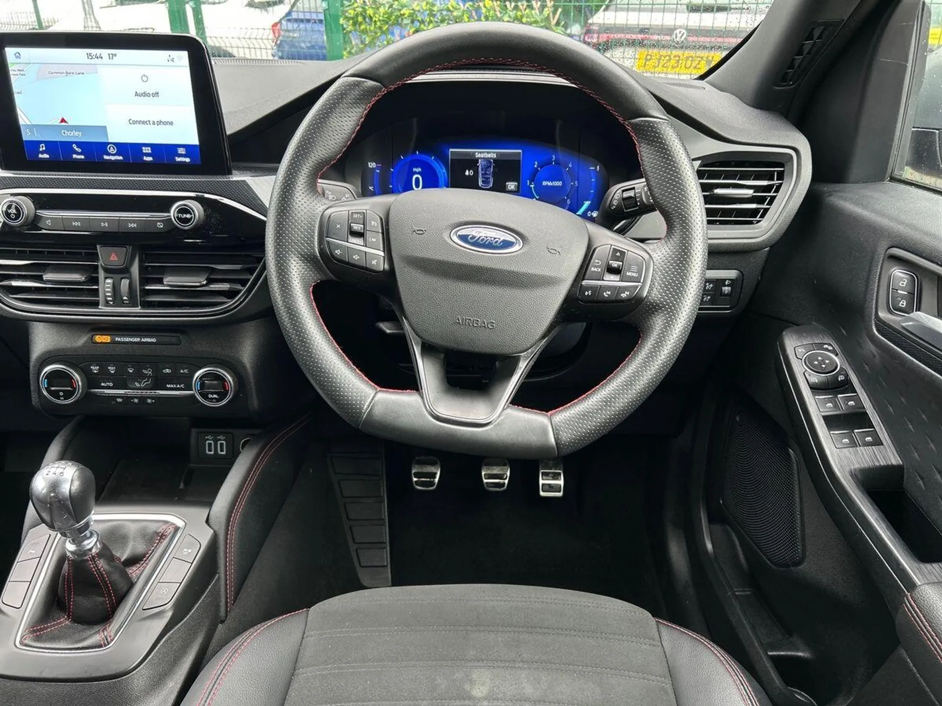 2021 Ford Kuga thumbnail 19