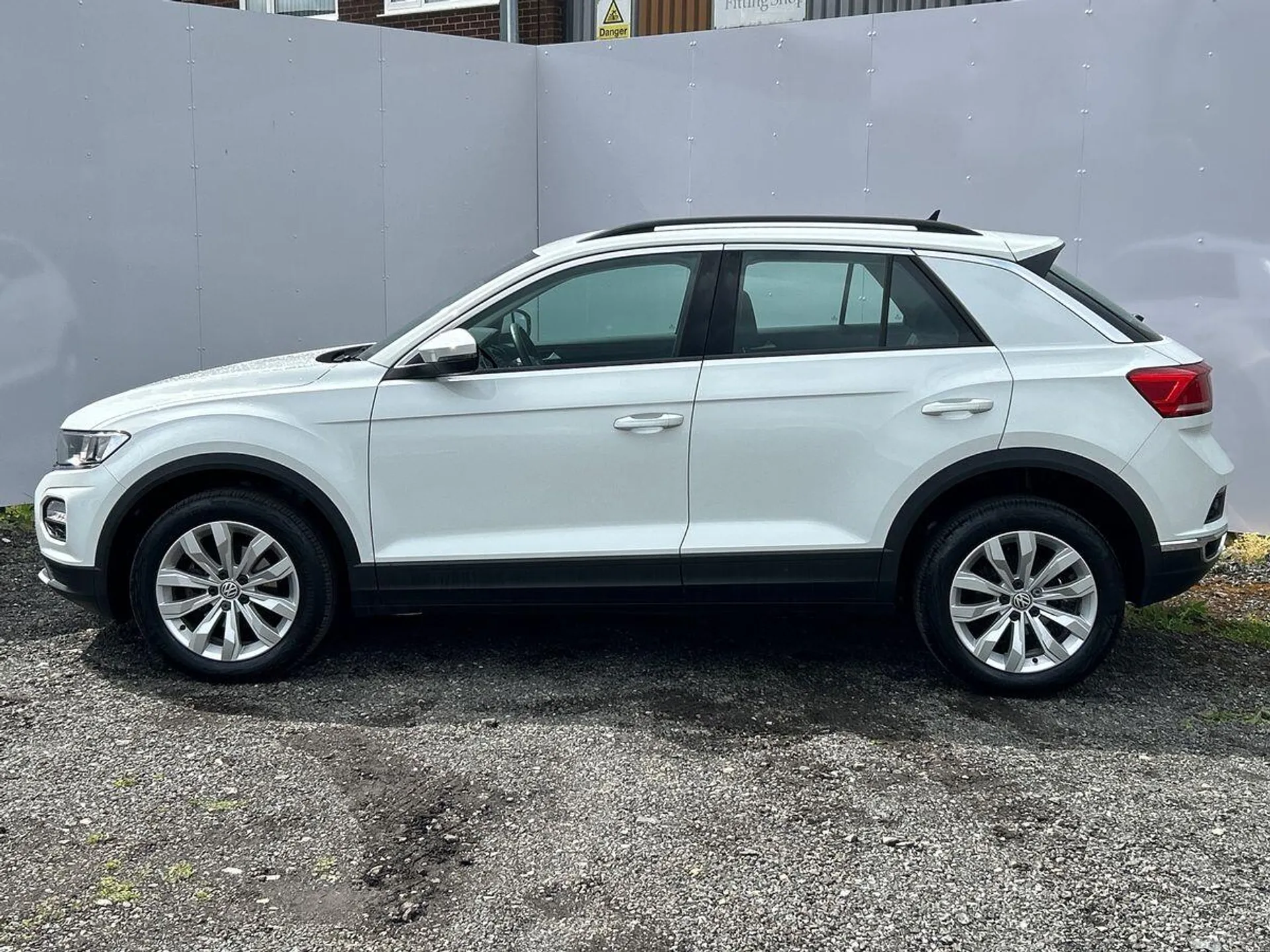 2019 Volkswagen T-Roc thumbnail 6