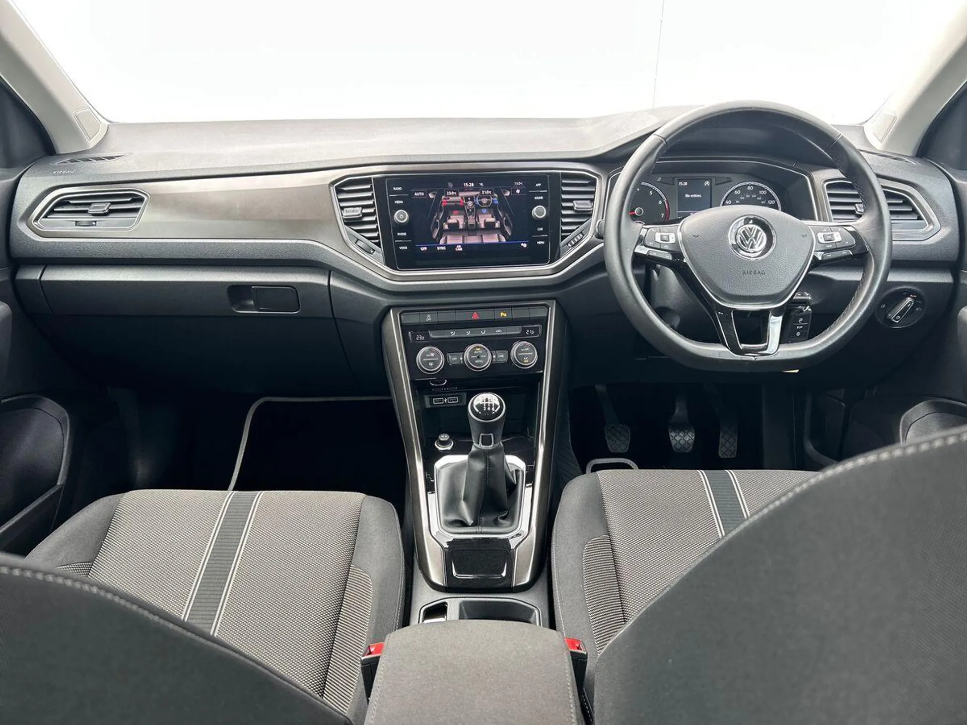 2019 Volkswagen T-Roc thumbnail 7