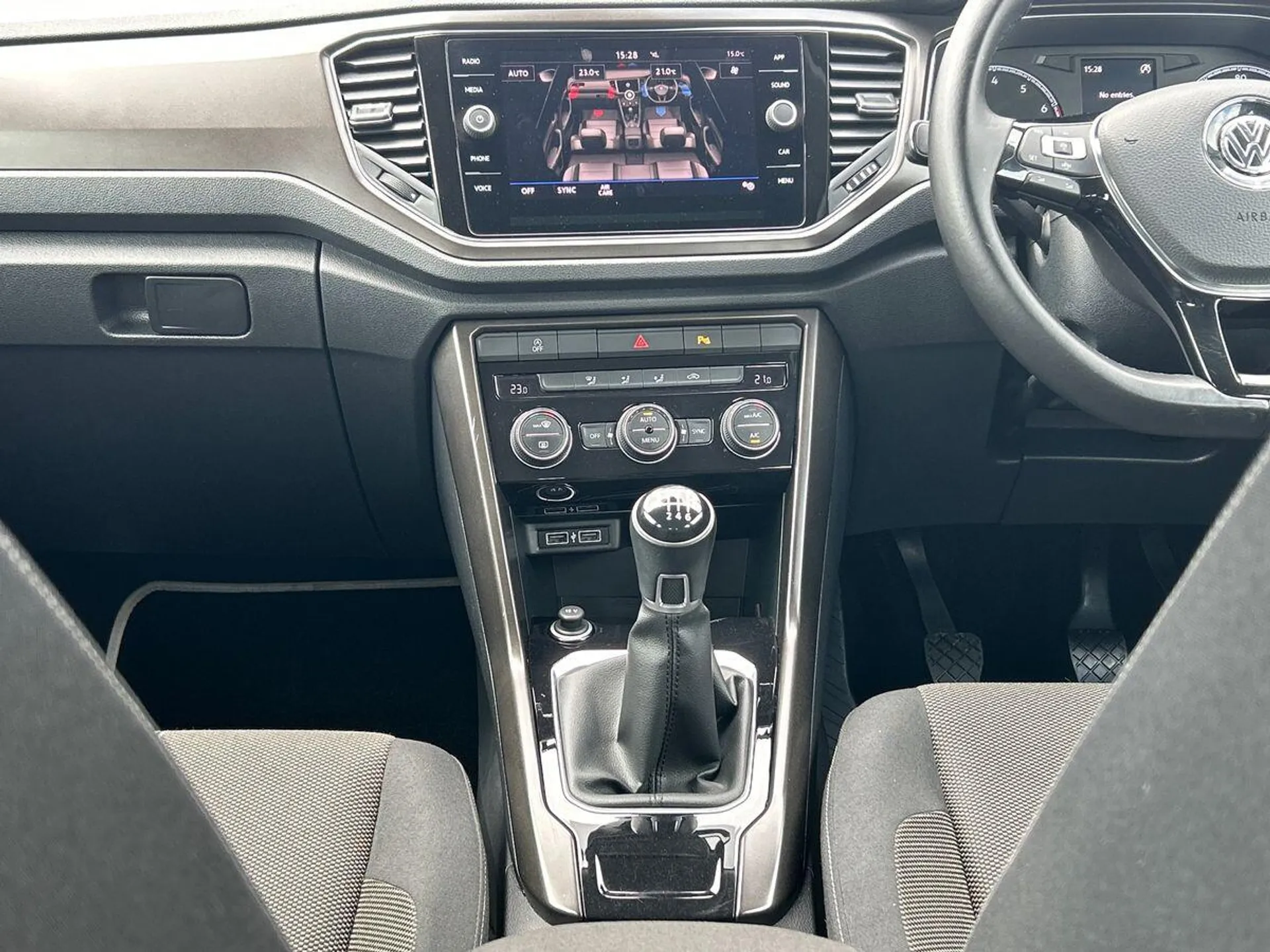2019 Volkswagen T-Roc thumbnail 9