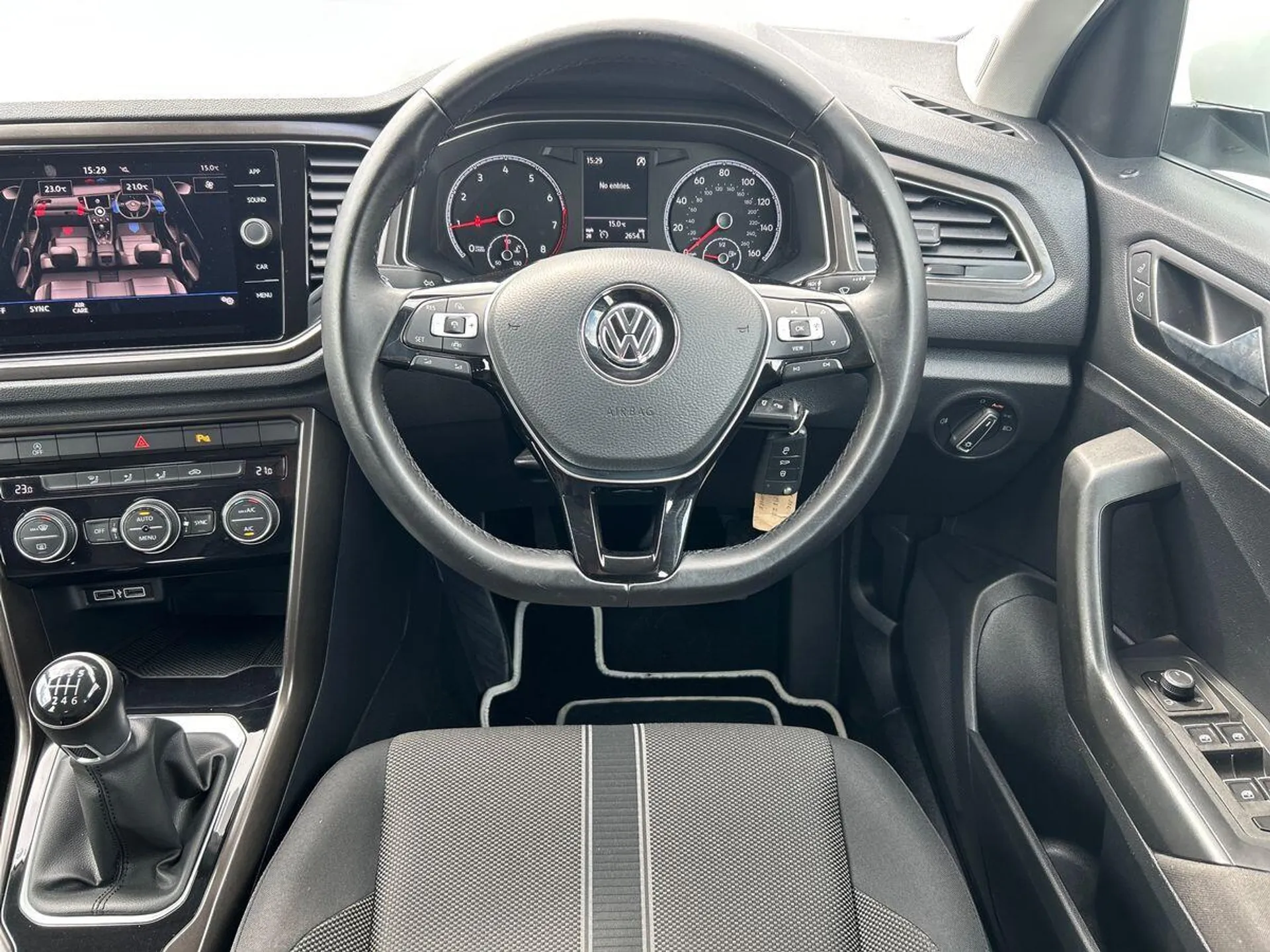 2019 Volkswagen T-Roc thumbnail 19