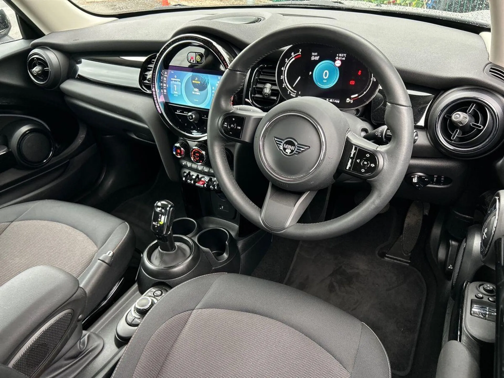 2023 Mini Hatch thumbnail 14