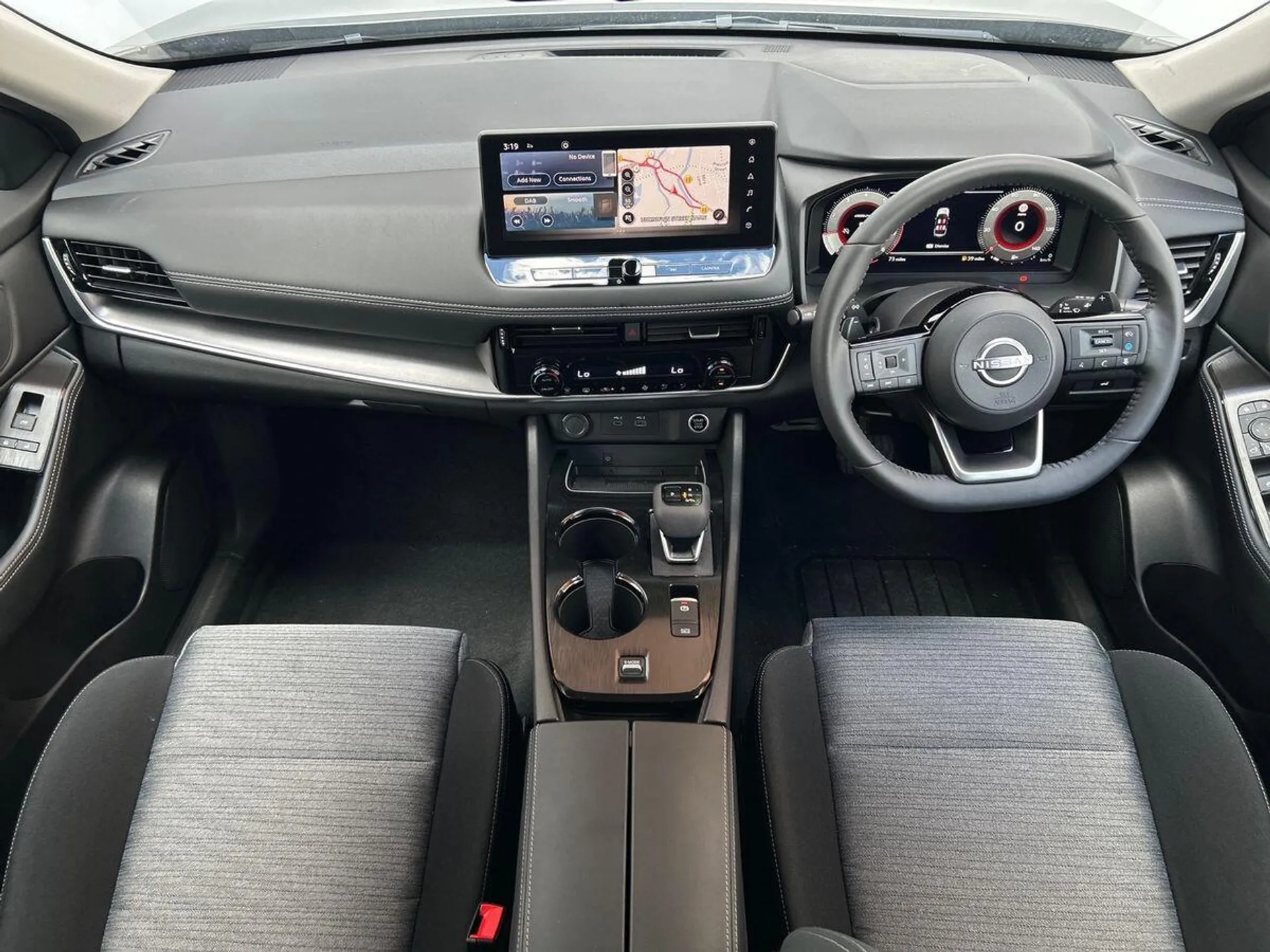 2025 Nissan X-Trail thumbnail 7