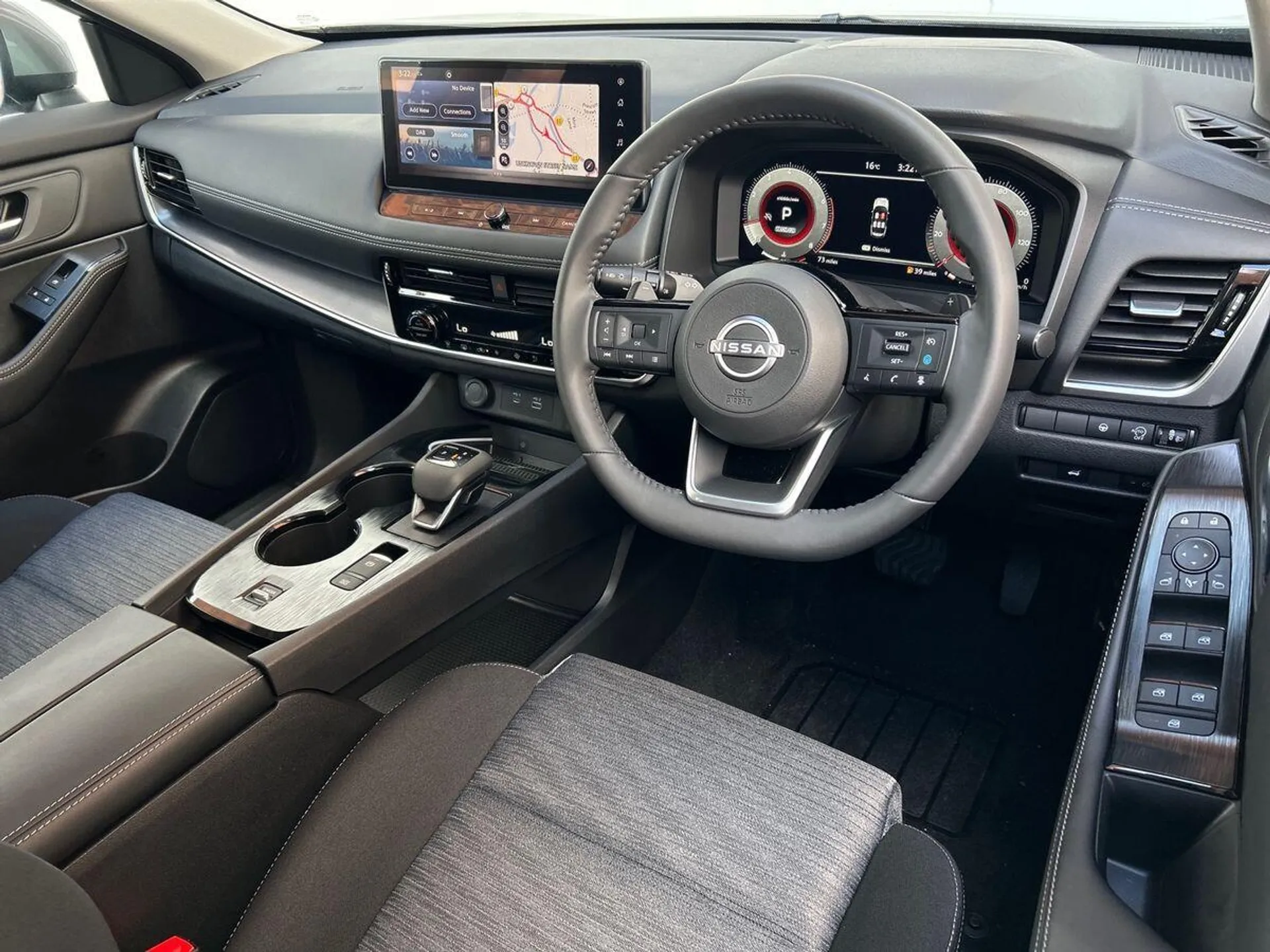 2025 Nissan X-Trail thumbnail 14