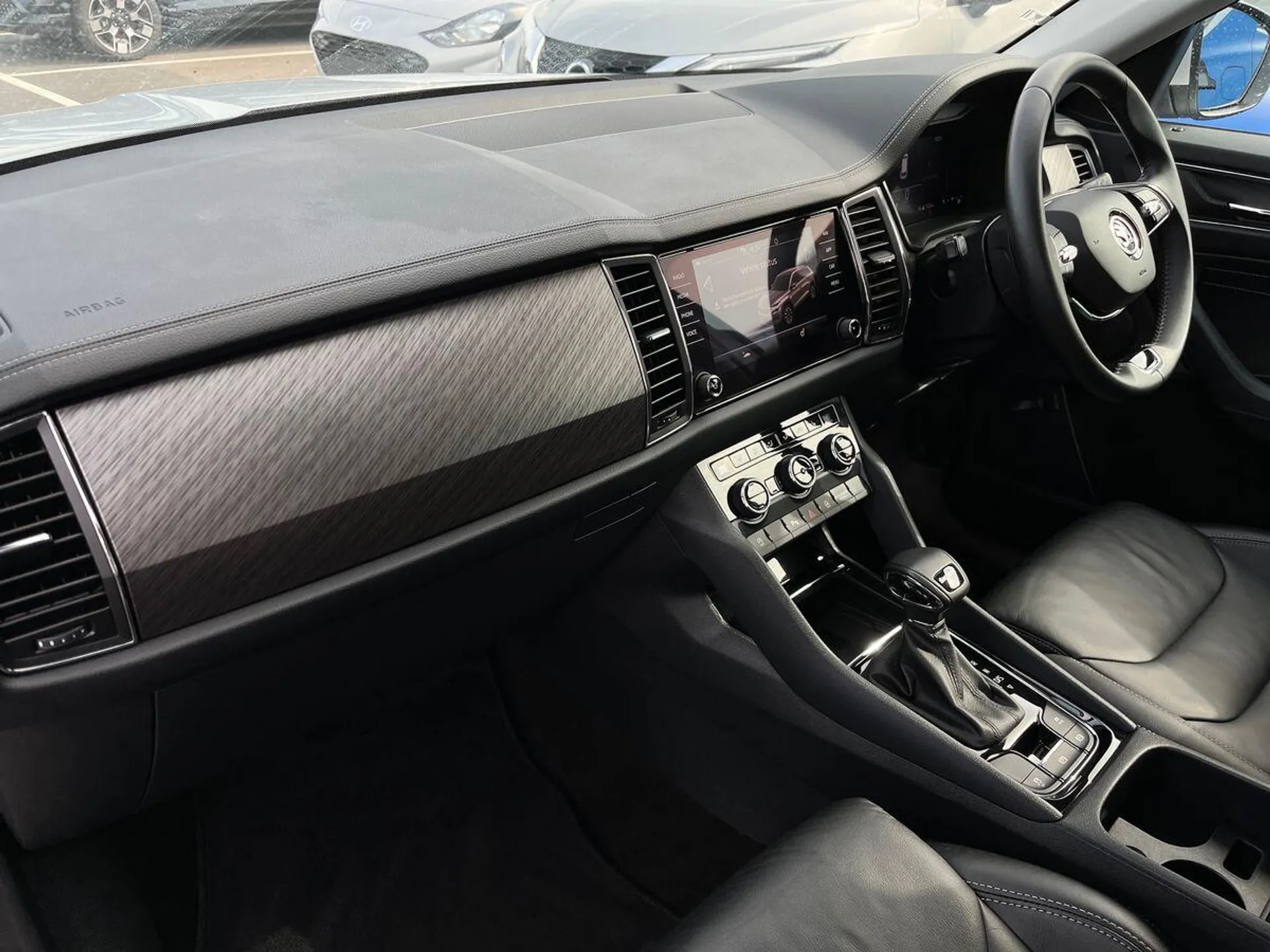2023 Skoda Kodiaq thumbnail 2