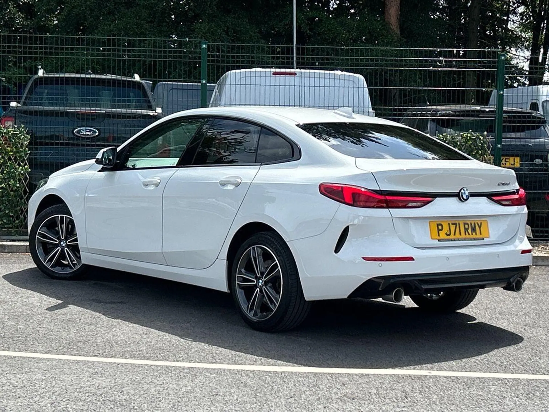 2021 BMW 2 Series thumbnail 3