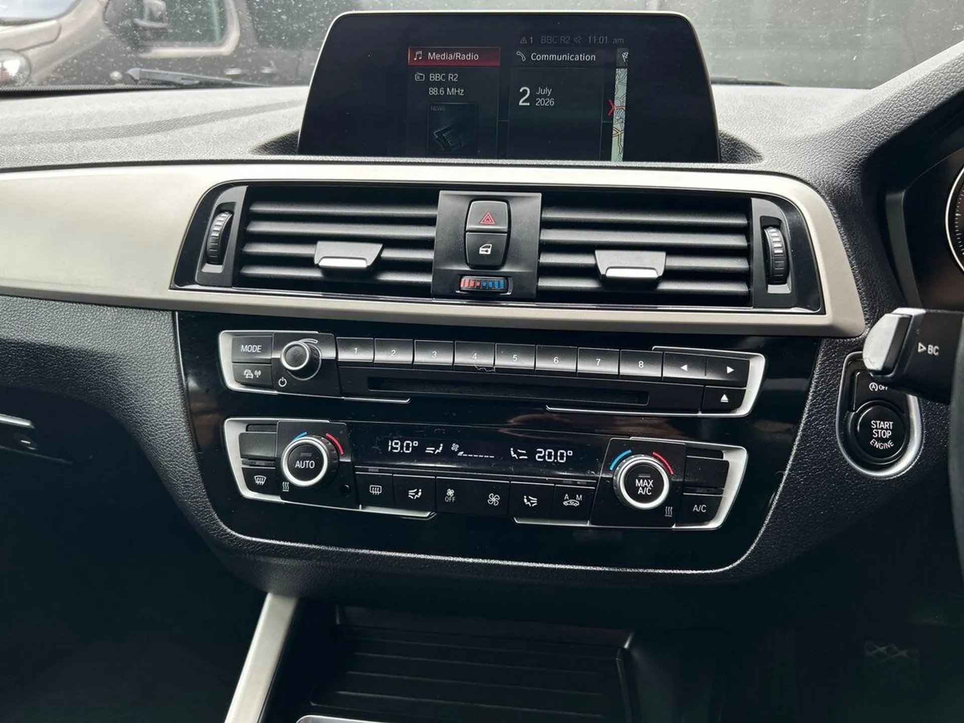 2017 BMW 2 Series thumbnail 9