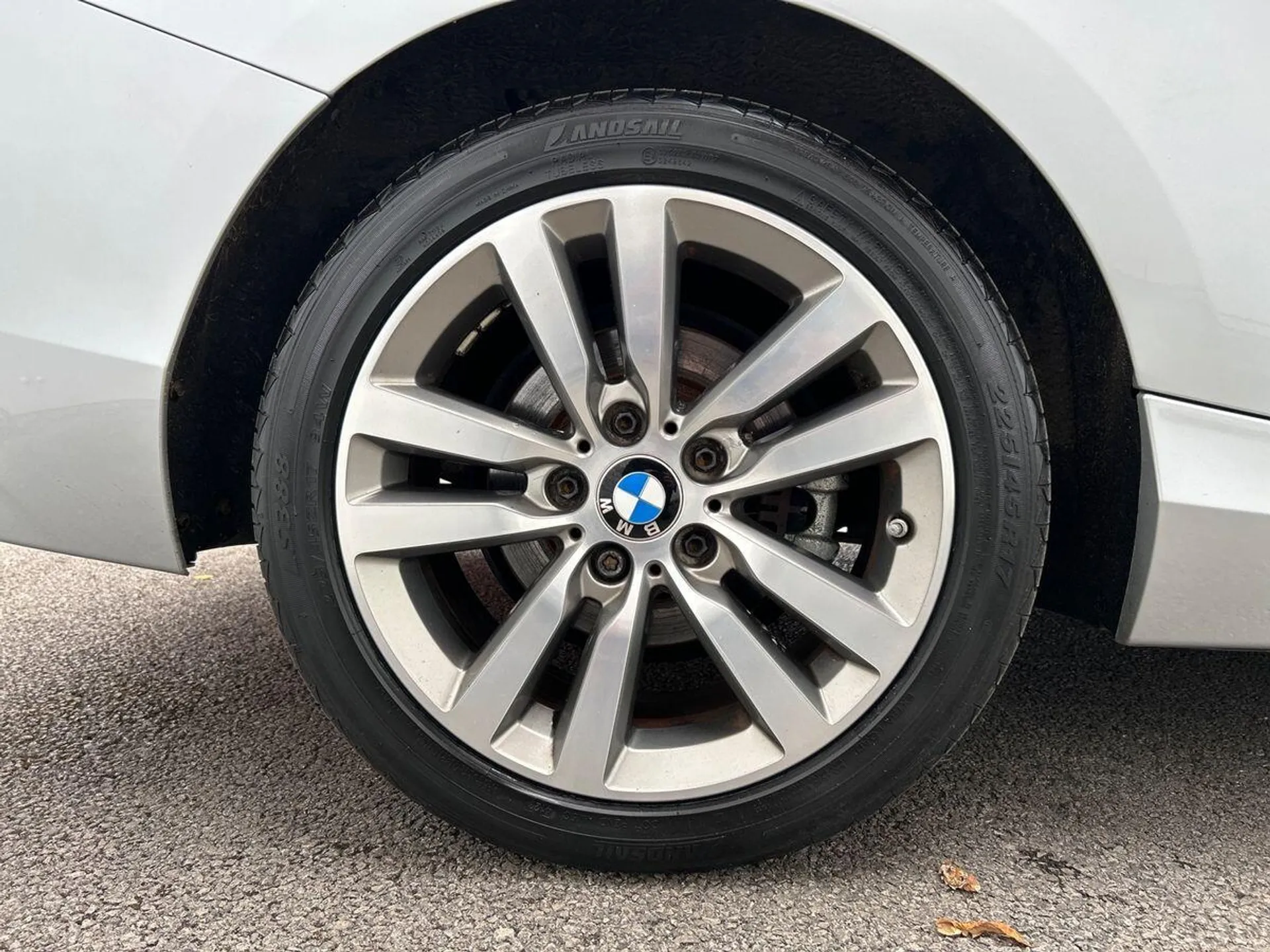 2017 BMW 2 Series thumbnail 12
