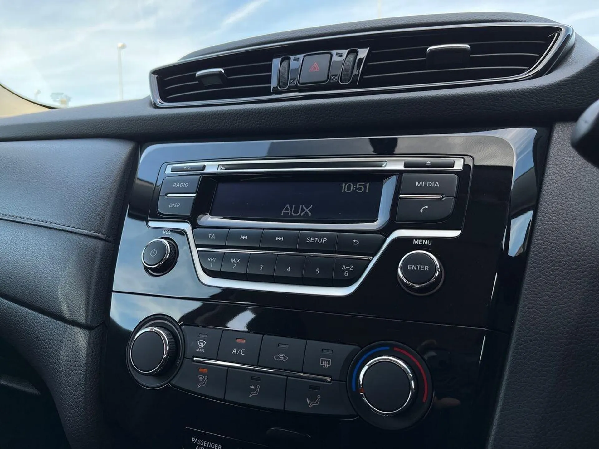 2021 Nissan X-Trail thumbnail 9