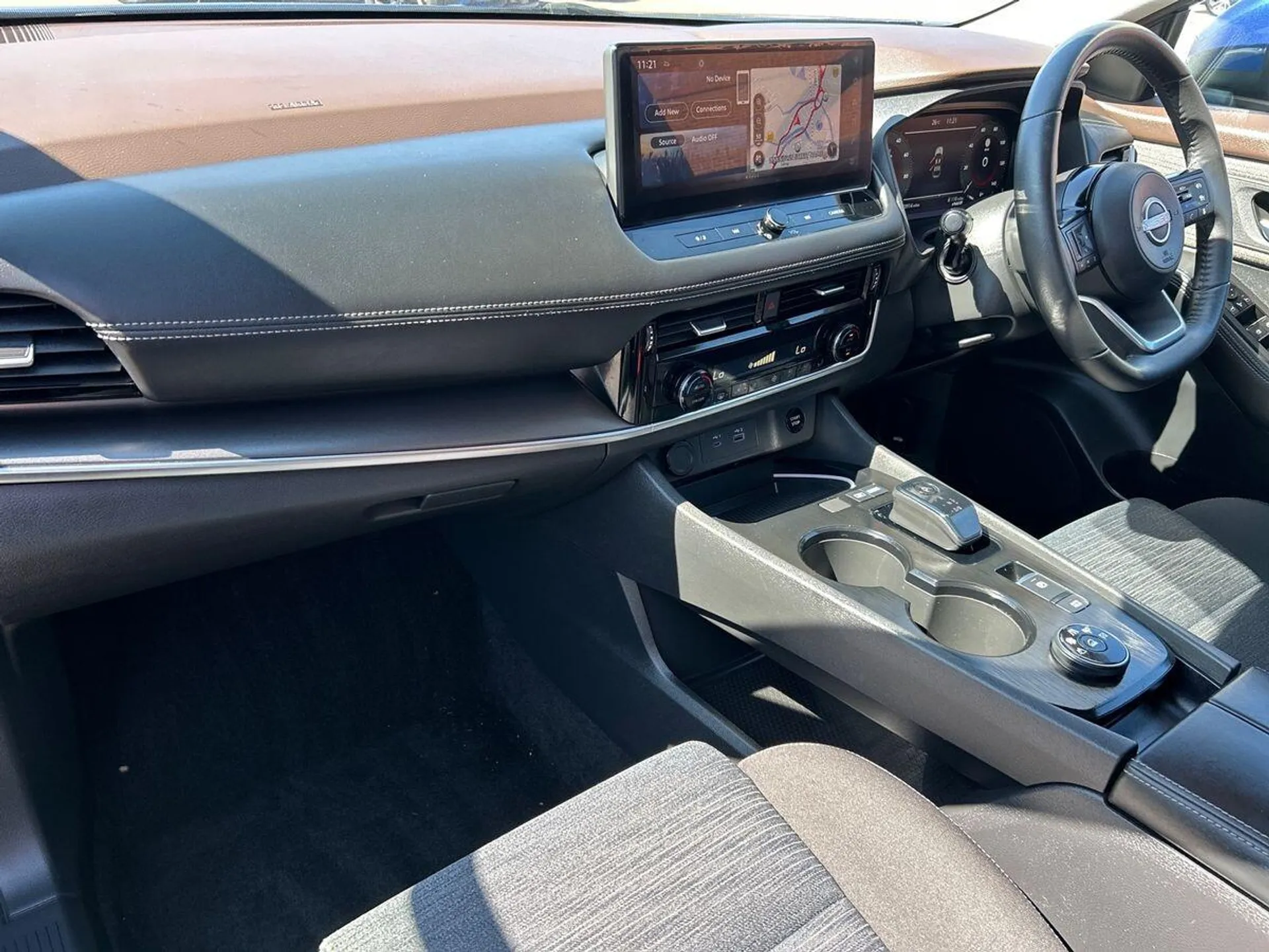 2023 Nissan X-Trail thumbnail 2