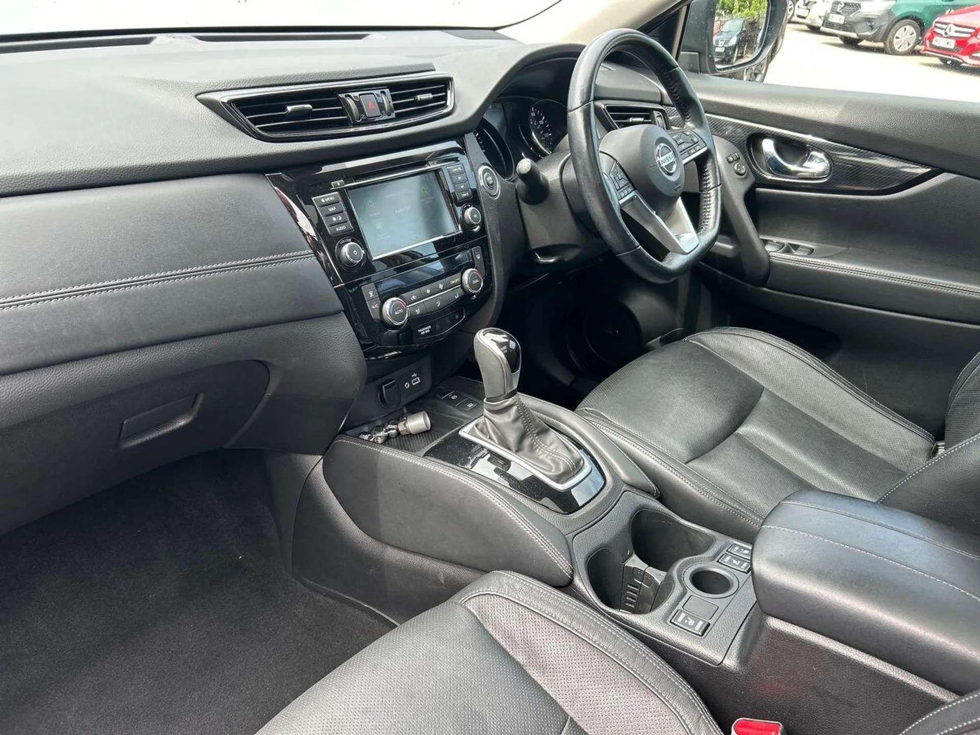 2021 Nissan X-Trail thumbnail 2
