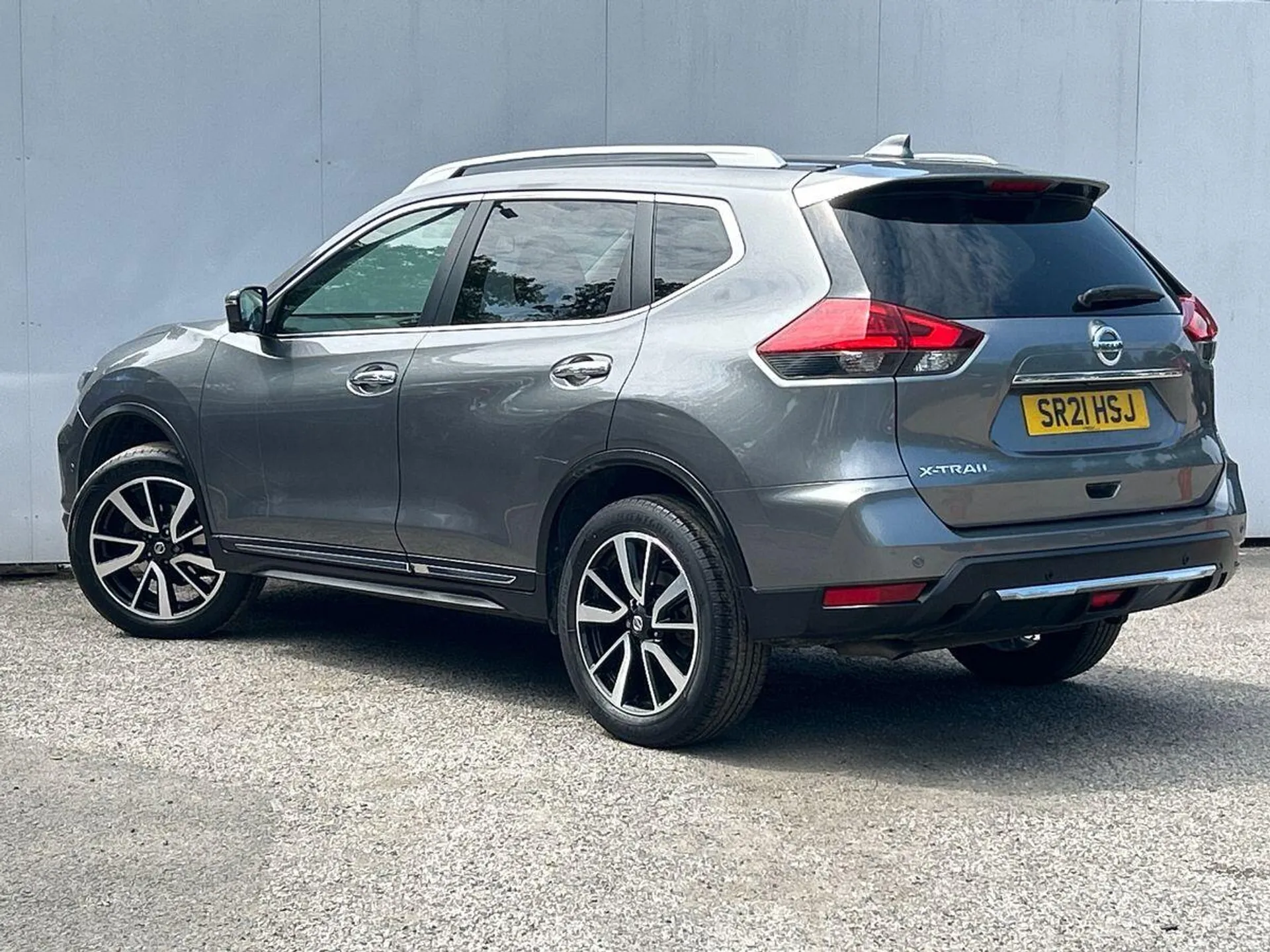 2021 Nissan X-Trail thumbnail 3