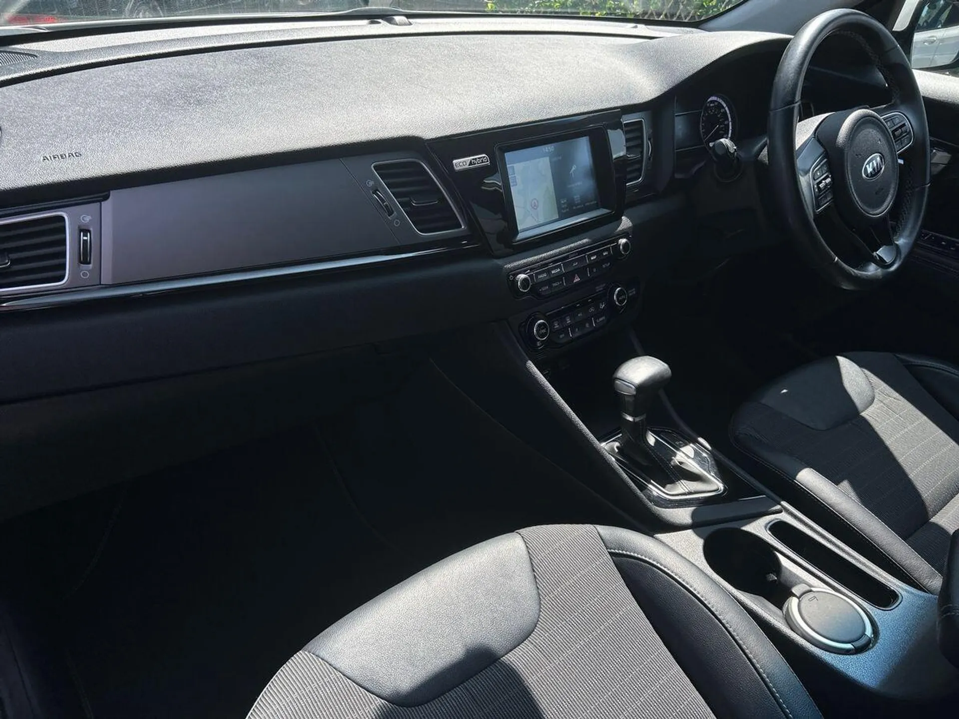 2019 KIA Niro thumbnail 2