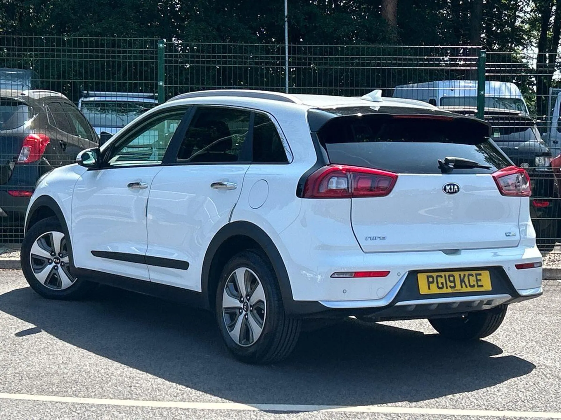 2019 KIA Niro thumbnail 3