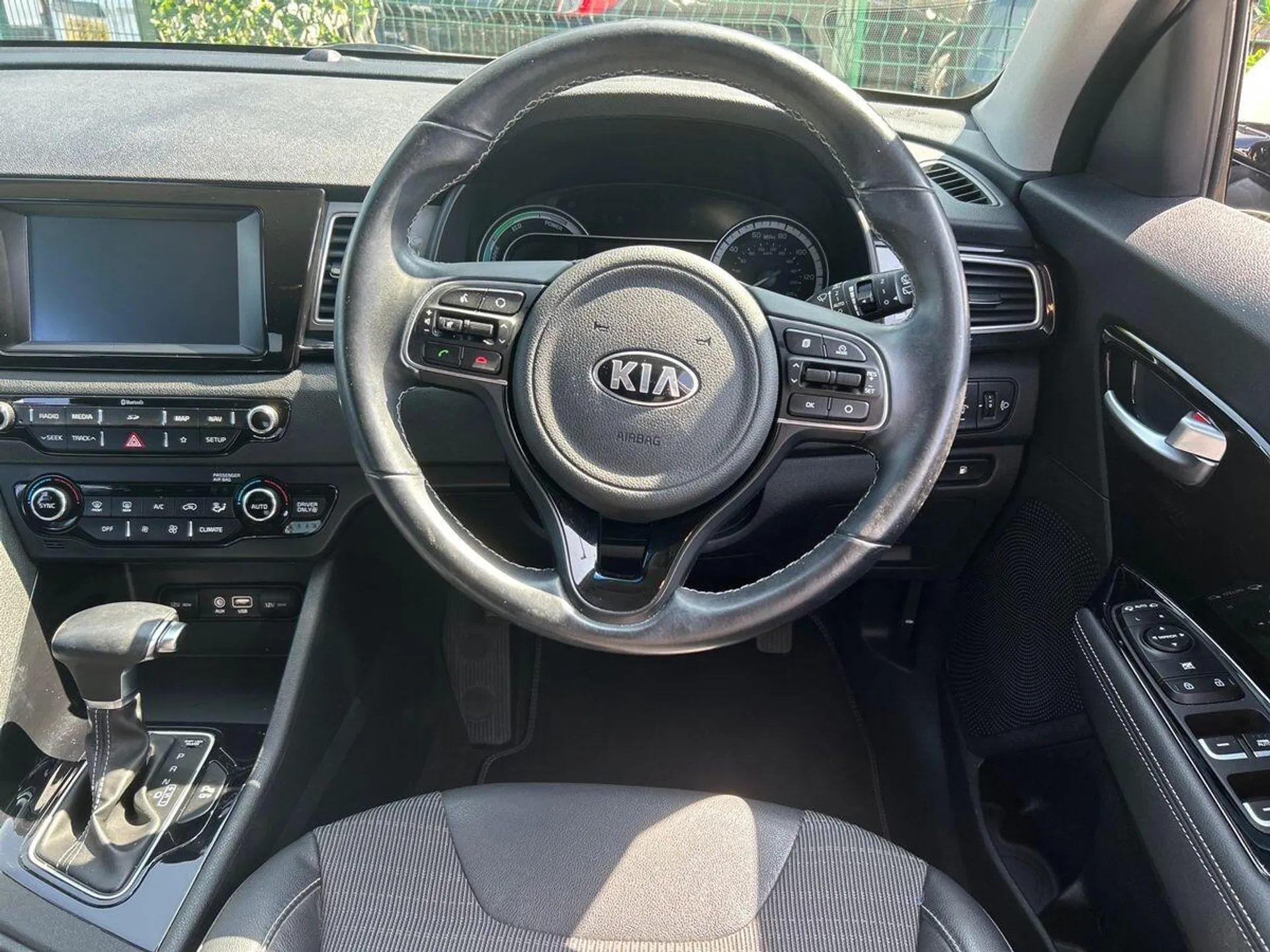 2019 KIA Niro thumbnail 19