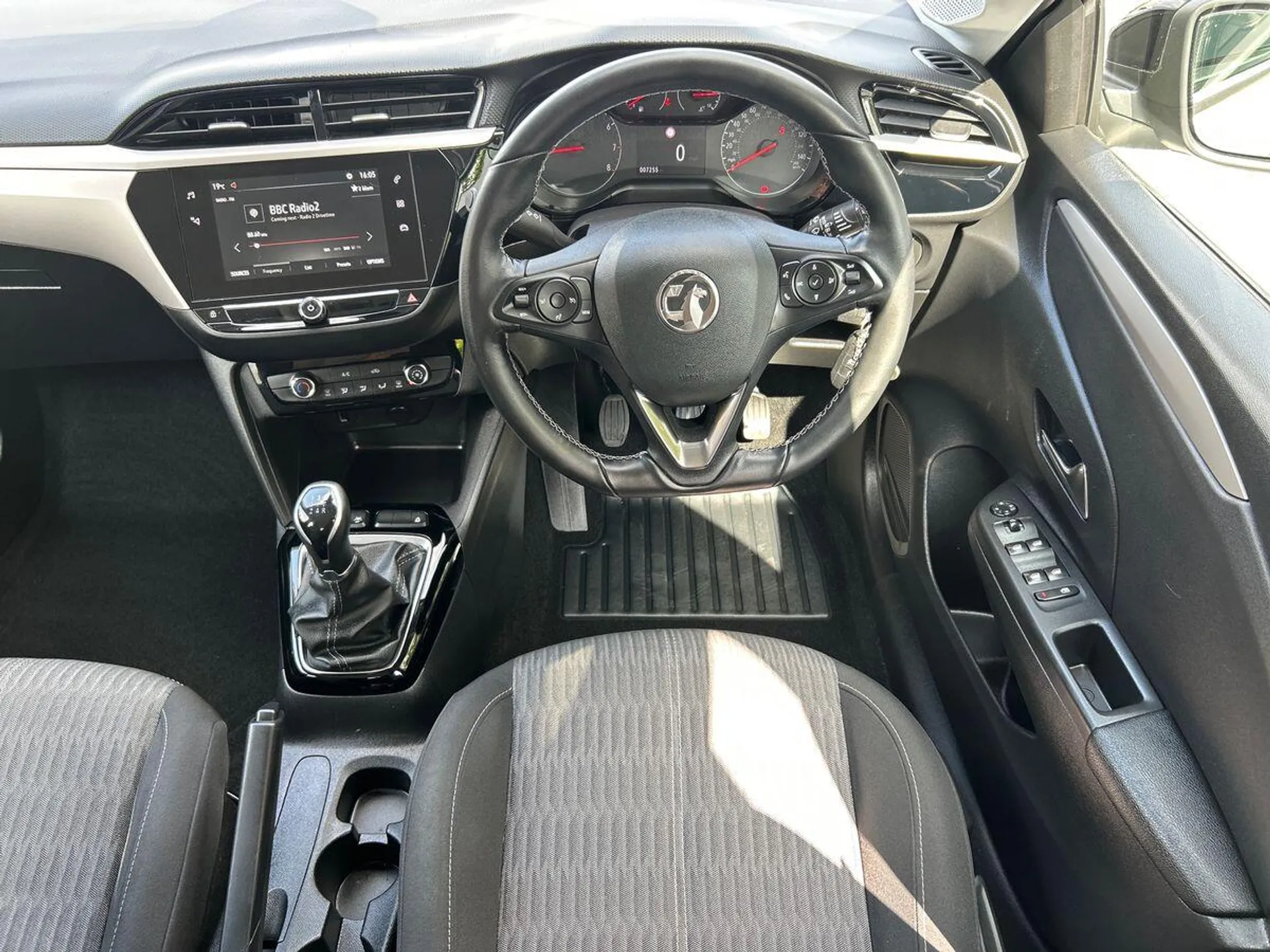 2022 Vauxhall Corsa thumbnail 19