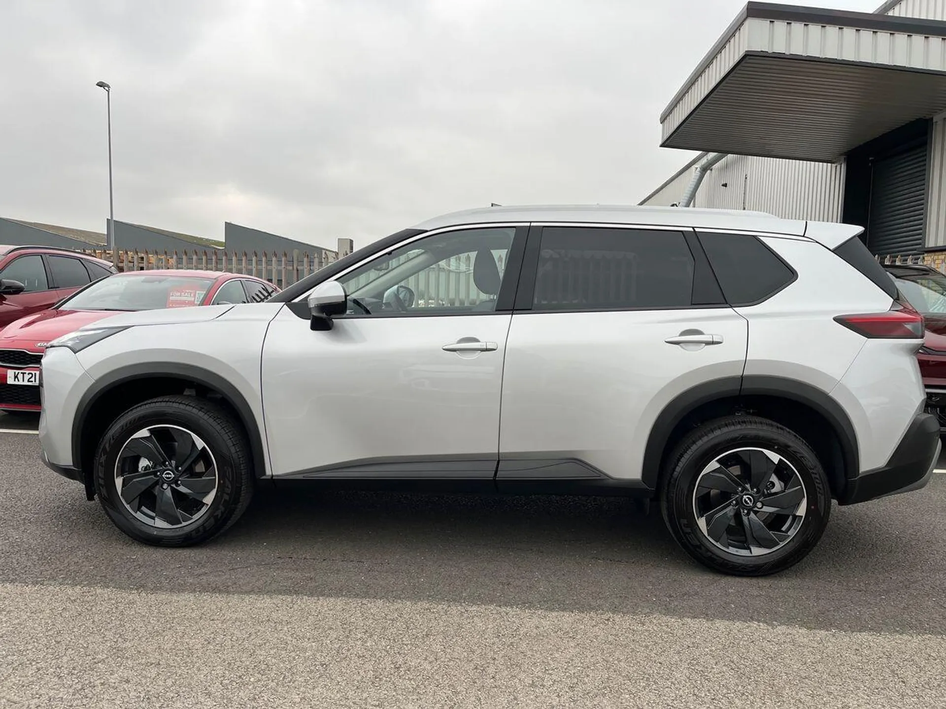 2025 Nissan X-Trail thumbnail 6
